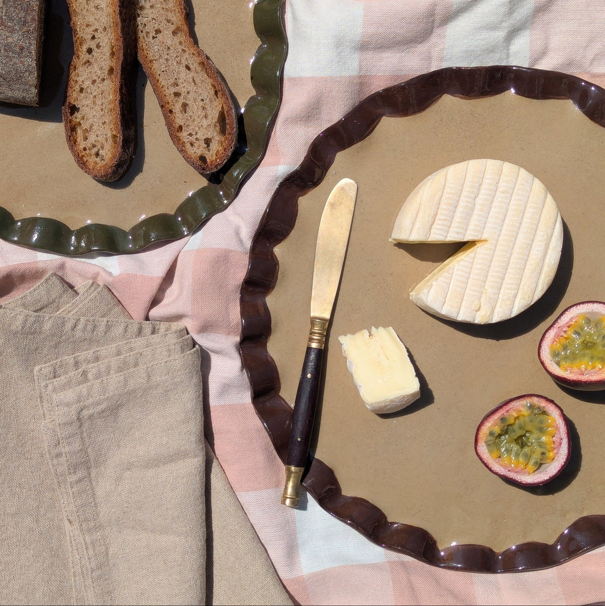 Chocolate Brown Edged Frill Platter