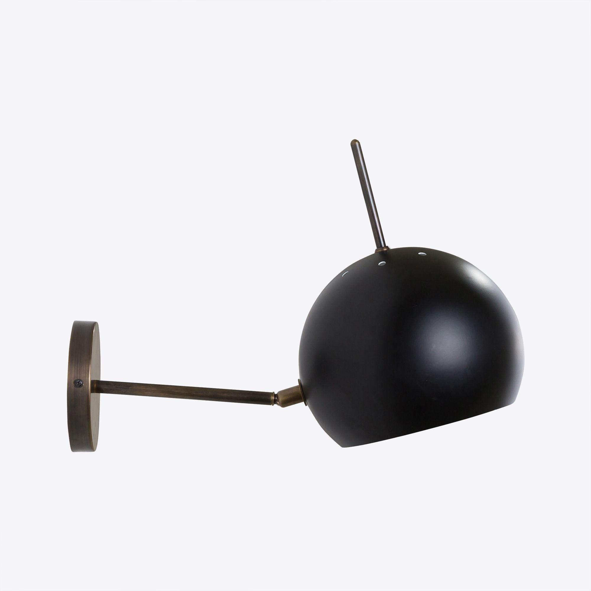 Ponti Wall Light