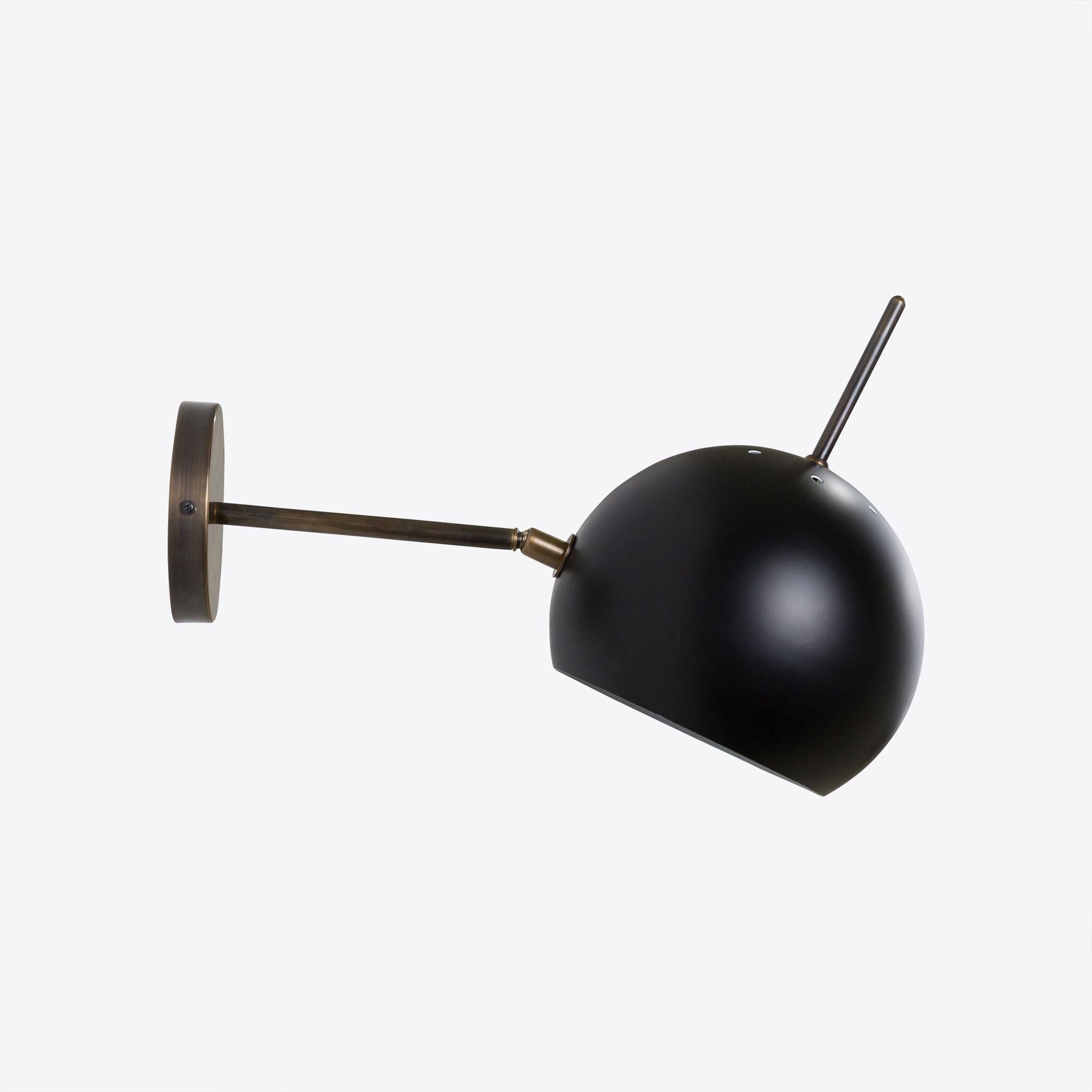 Ponti Wall Light