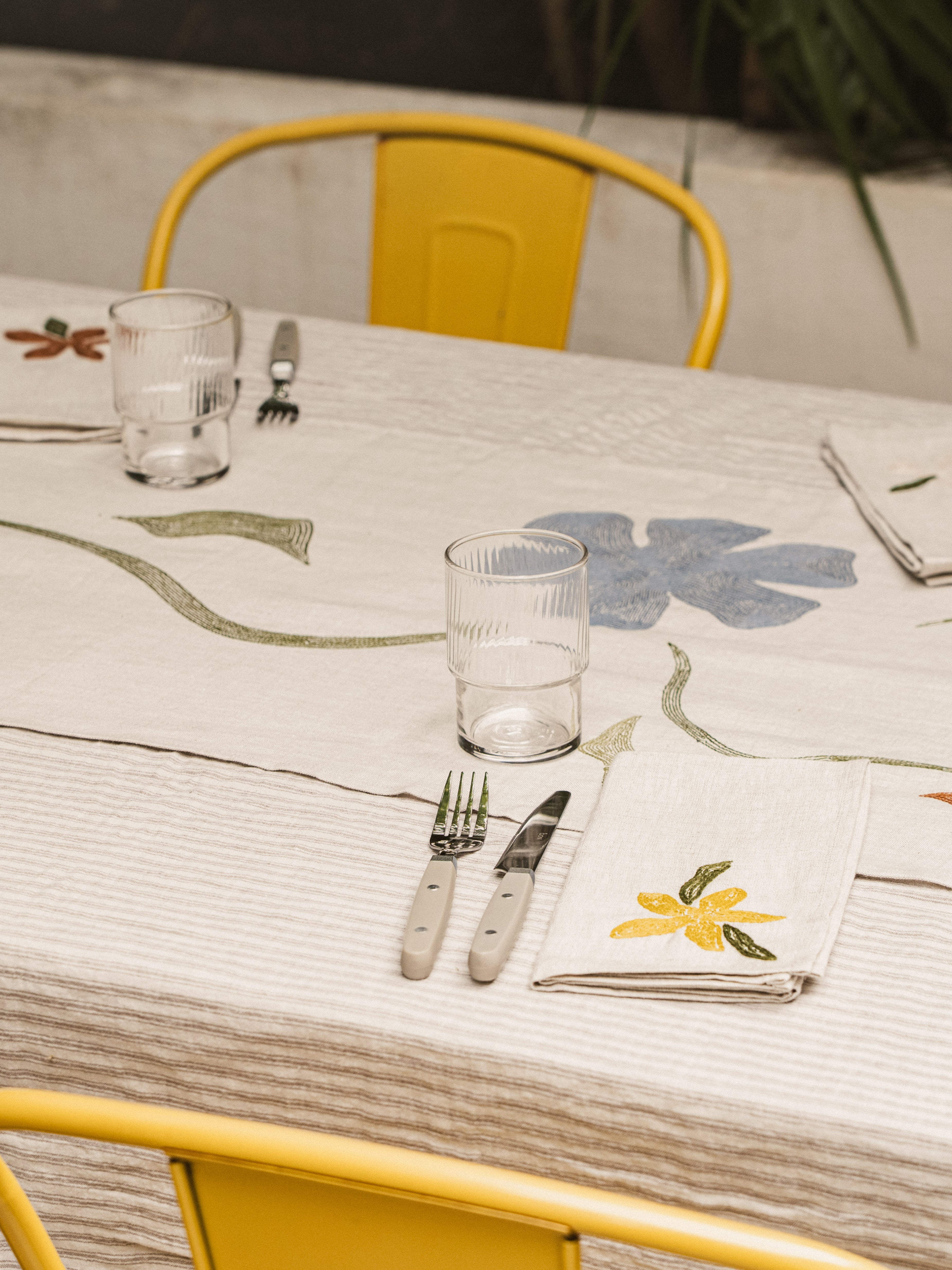 Posy Table Runner