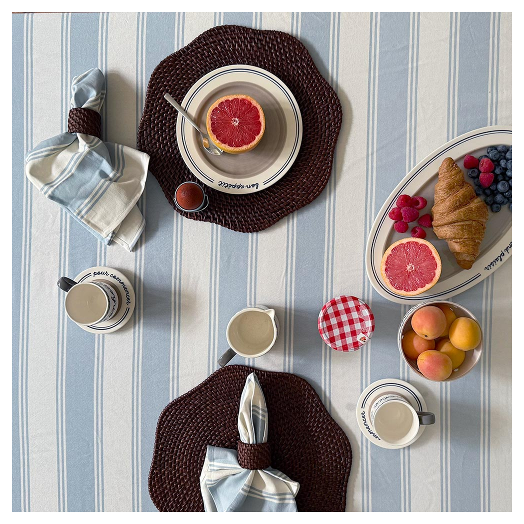 Flatlay-Murano-Stripe-Tablecloth-in-Blue.jpg?output=png&maxage=31d&w=1048&h=1048&fit=contain&we&n=-1