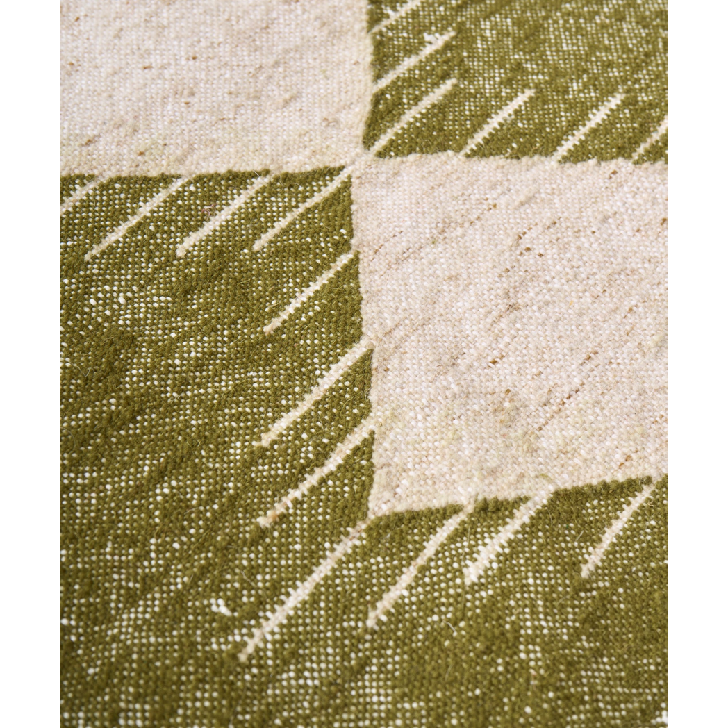 INNA_126_DETAIL.jpg?output=png&maxage=31d&w=1048&h=1048&fit=contain&we&n=-1