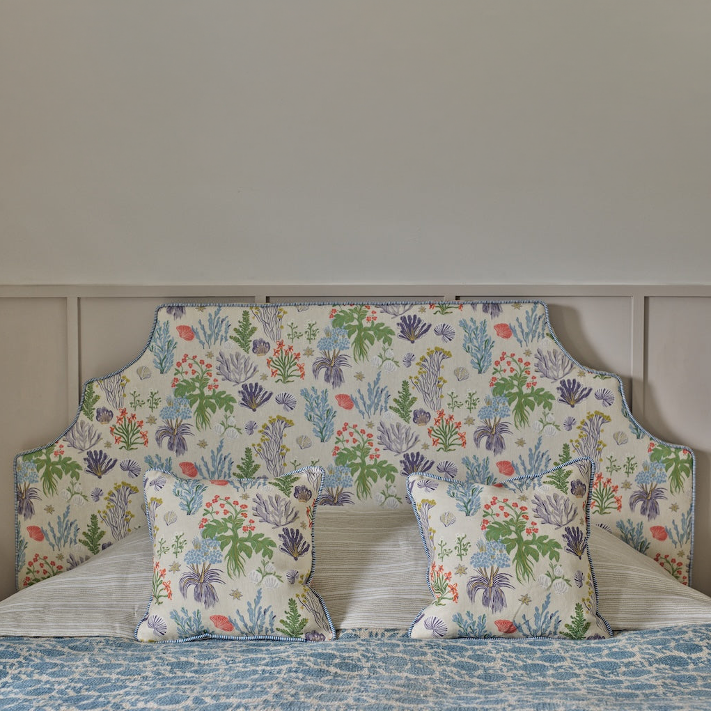 Aster and Cockle Fabric | Sand