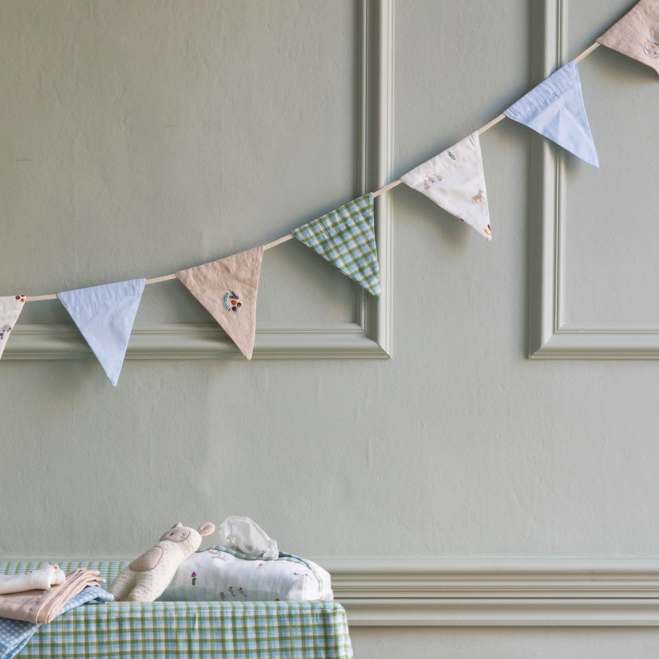Bunting - Little Farm