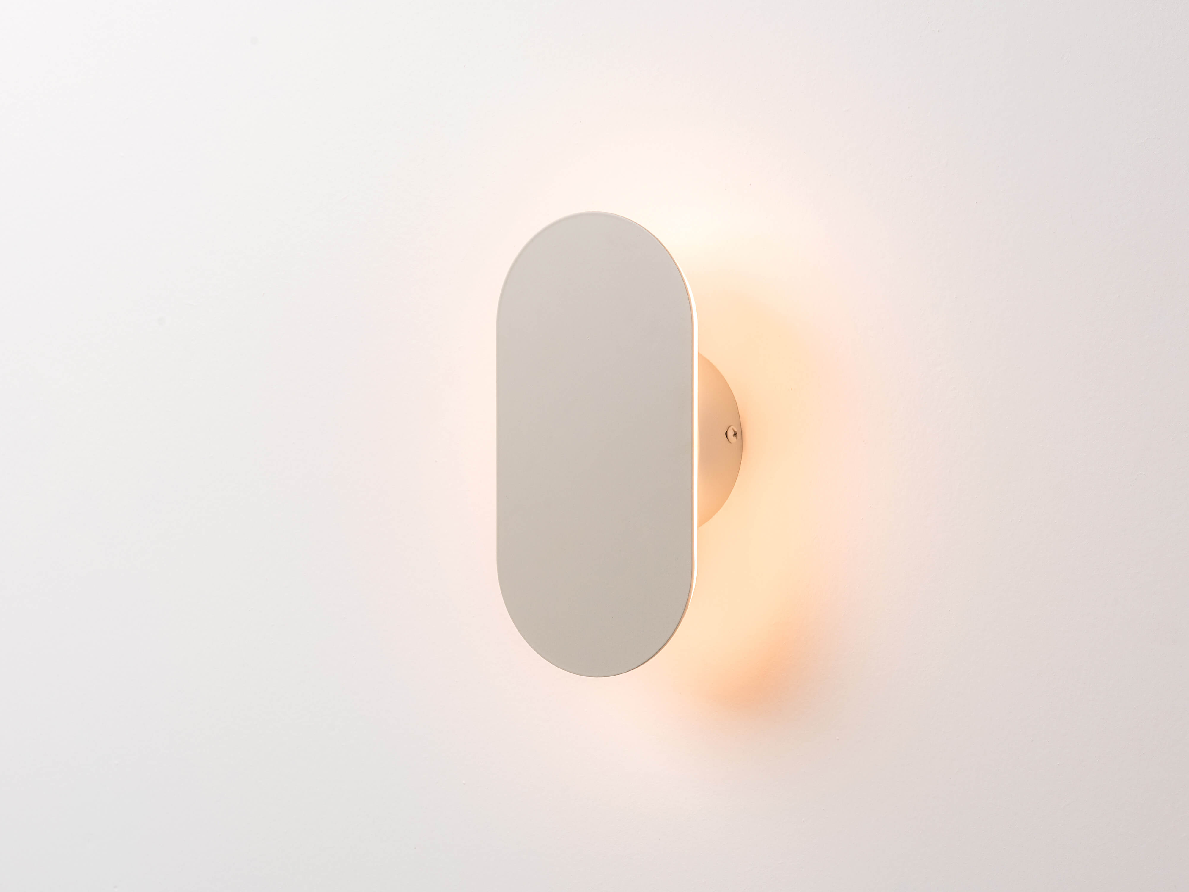 Sand grey mini diffuser wall light