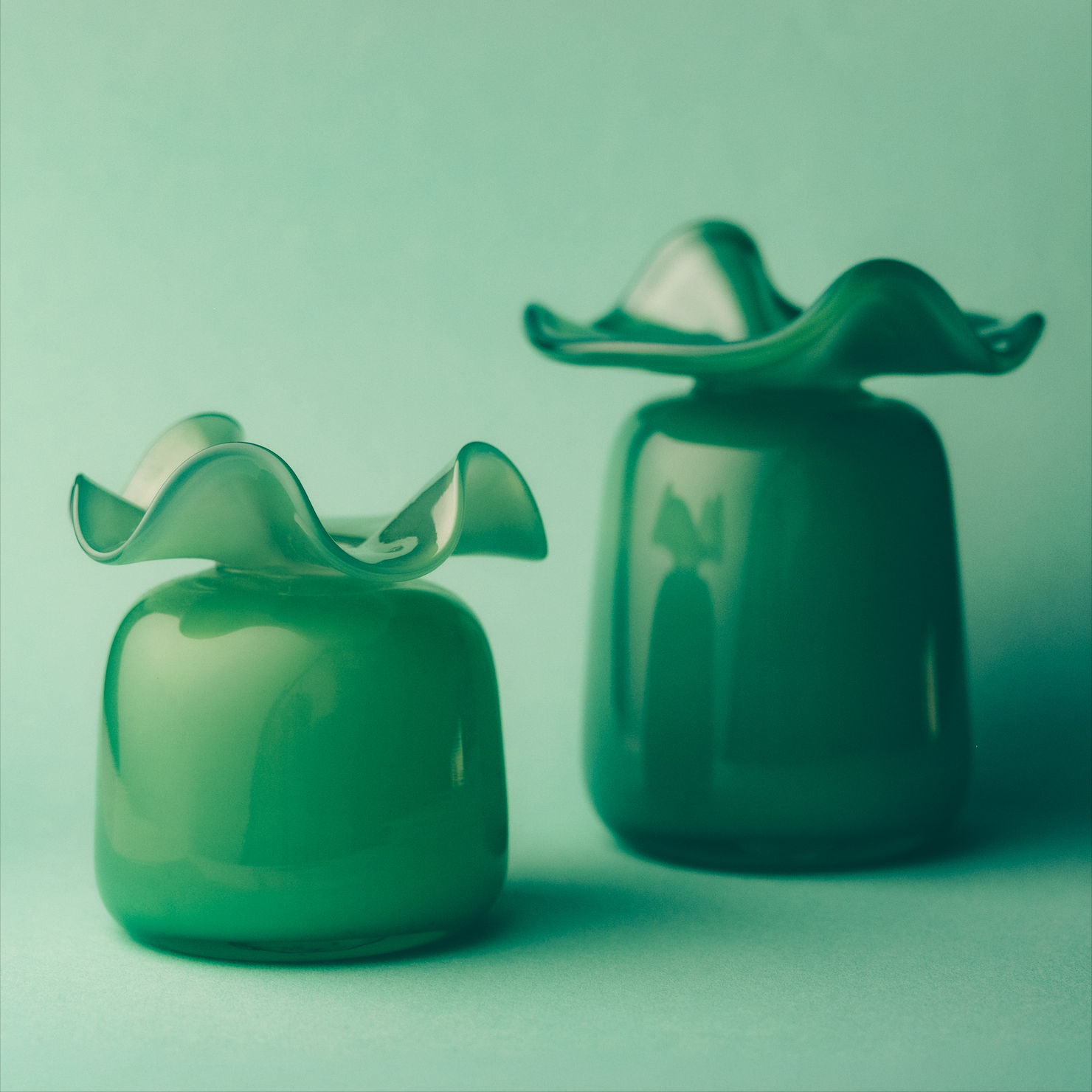 Handmade Glass Ruffle Bud Vase | Teal