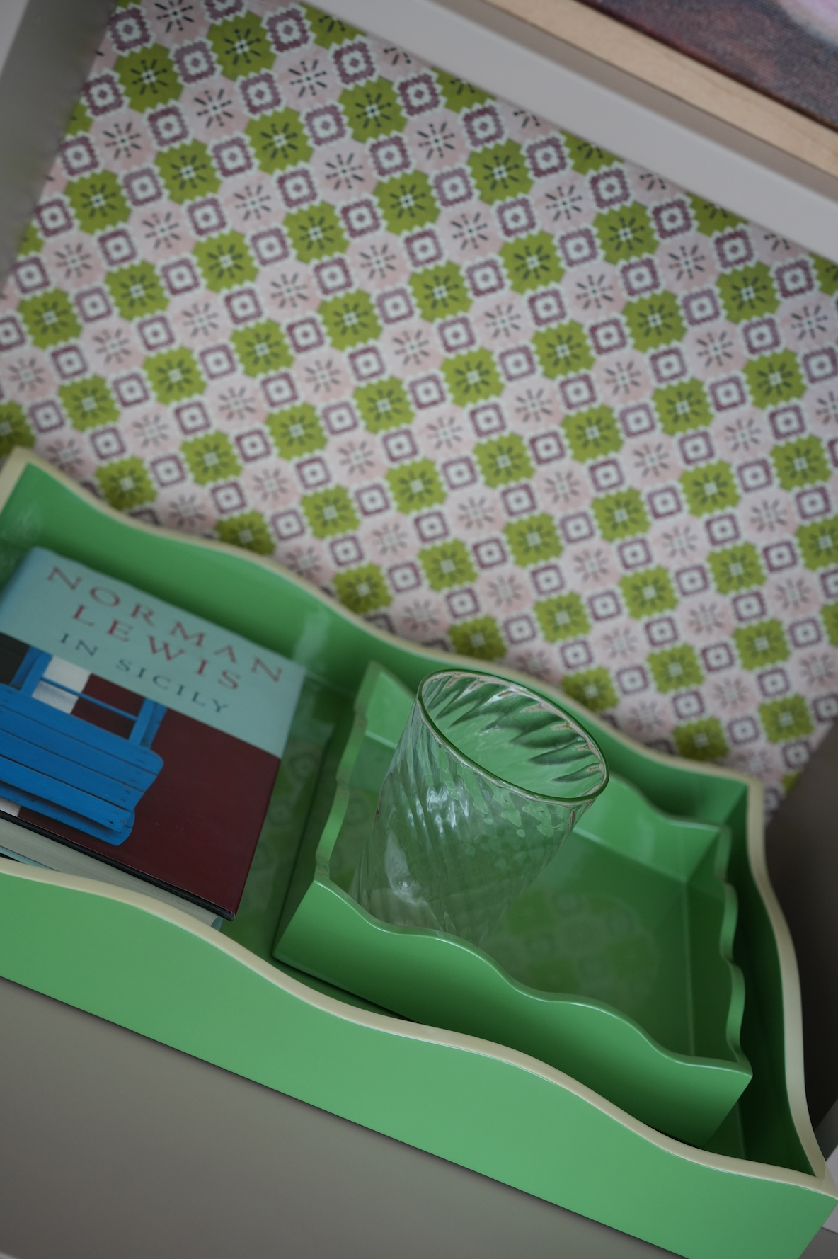 Allegra Wiggle Tray in Green