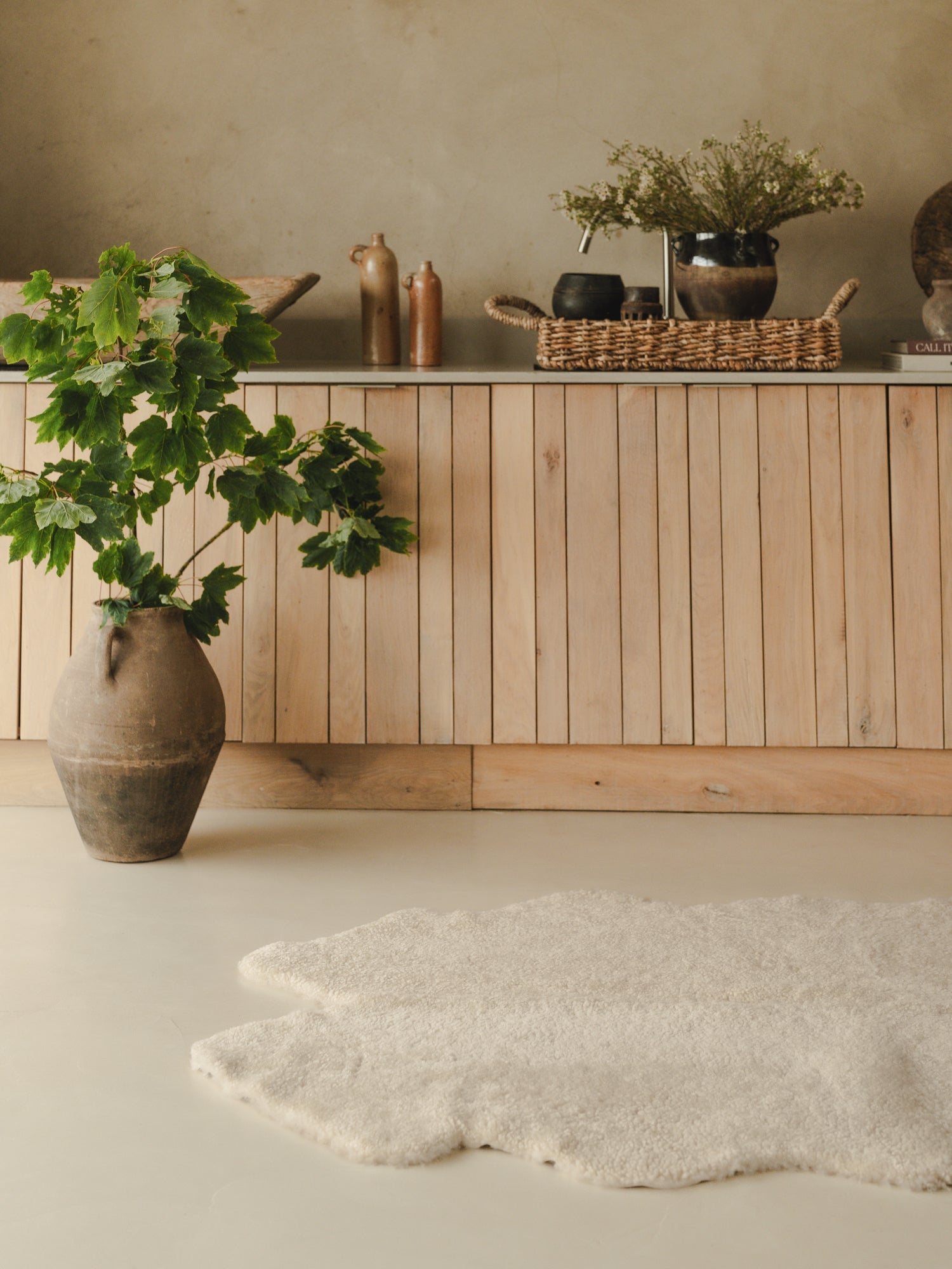 Quatro Shearling Rug - Cream