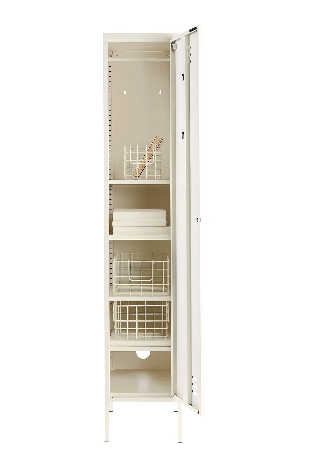 Skinny Locker