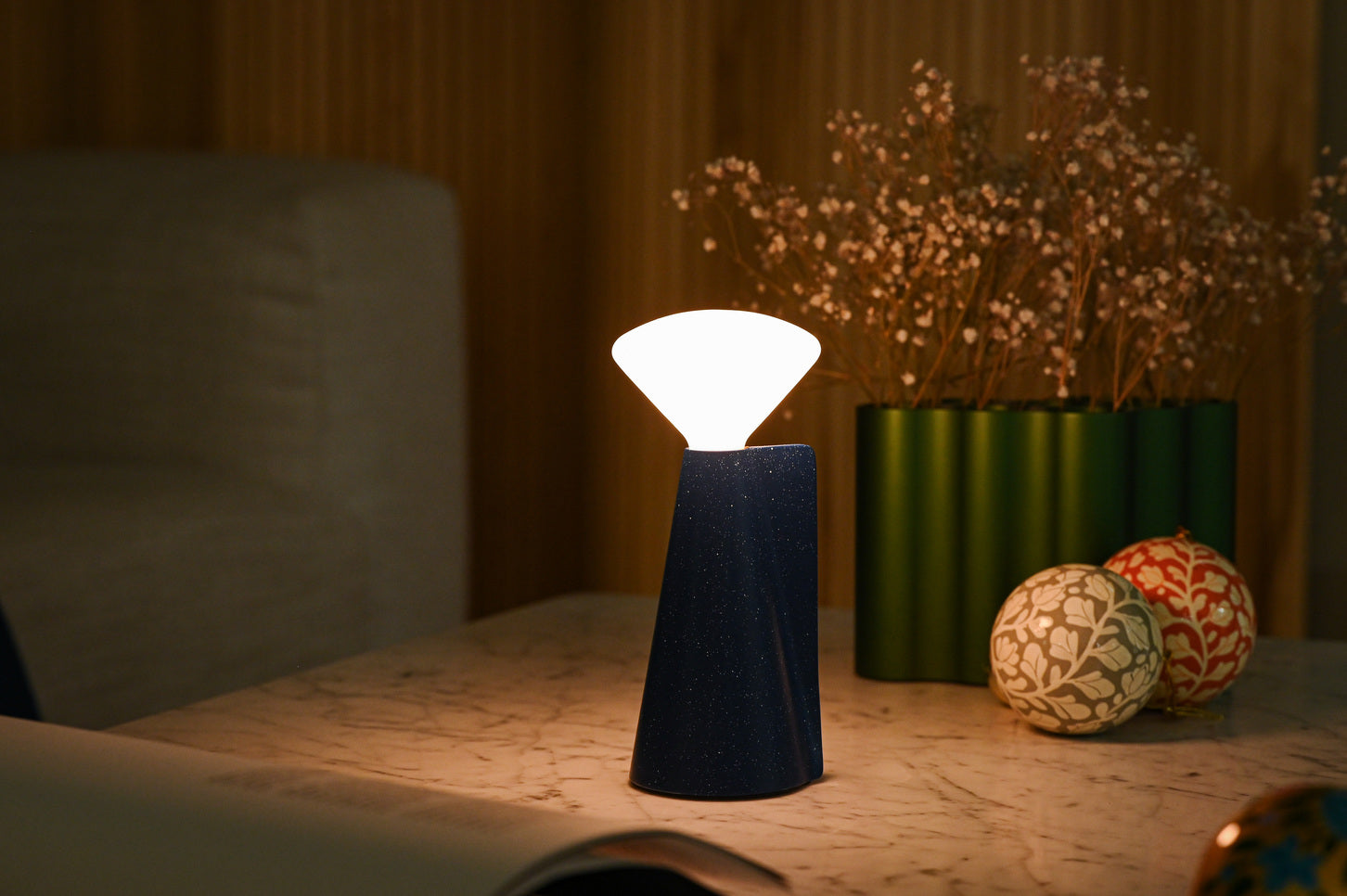 Mantle Portable Lamp