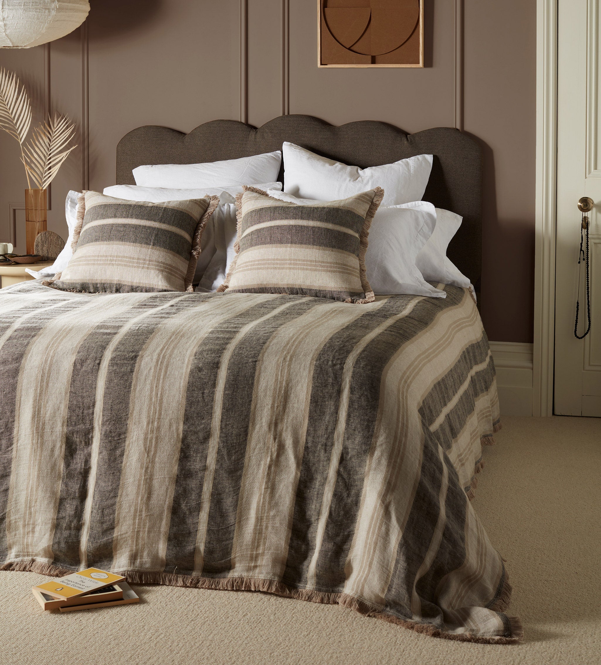 Natural Clara Linen Throw