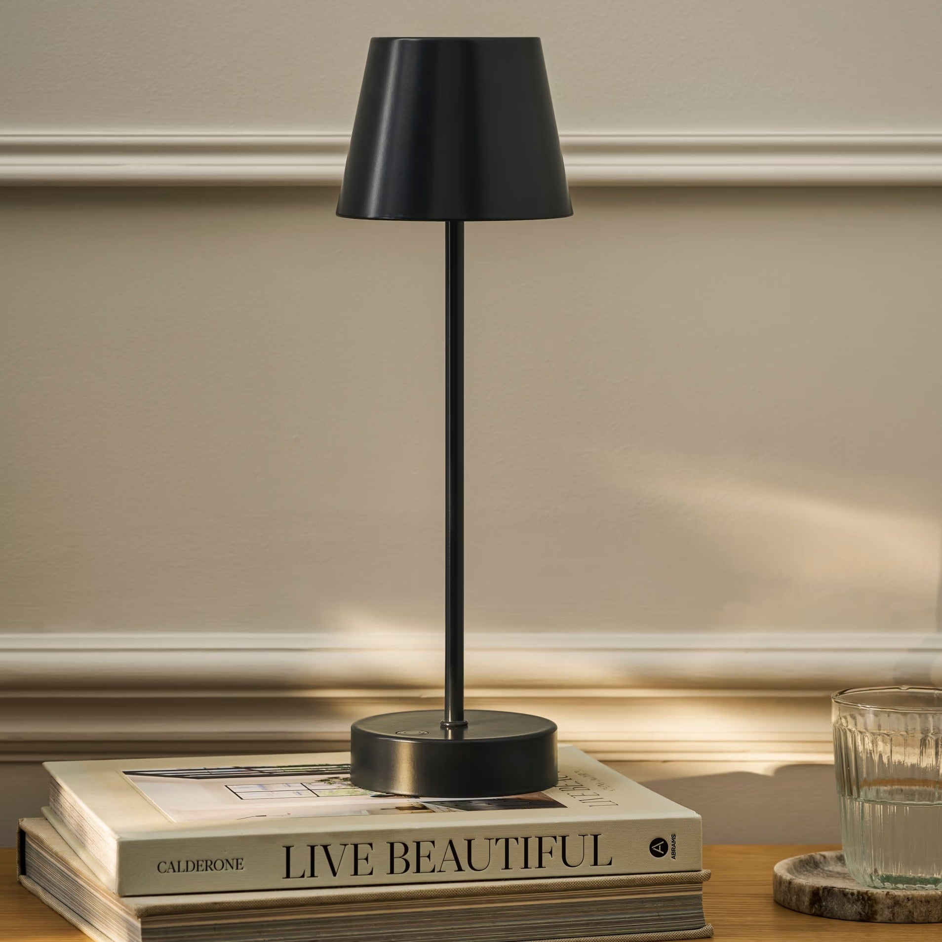 Winstone Rechargable Table Lamp