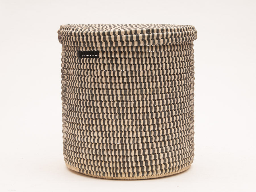 YULE : Grey Slate Check Lidded Laundry Basket
