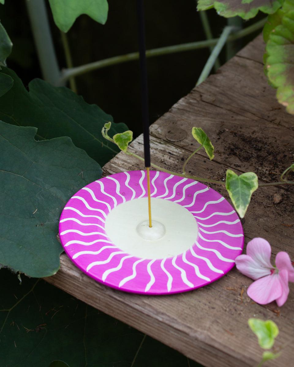 Kenyan Soapstone Round Incense Holder 'Pink Waves'