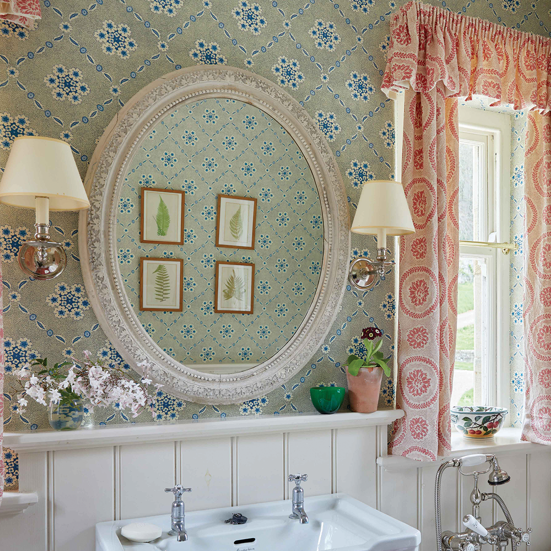 French Trellis Wallpaper - Blue