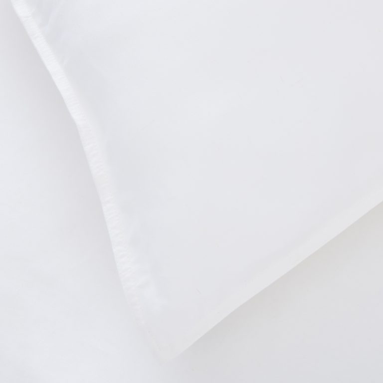 Bamboo & French Linen Pillowcases (2-Pack)
