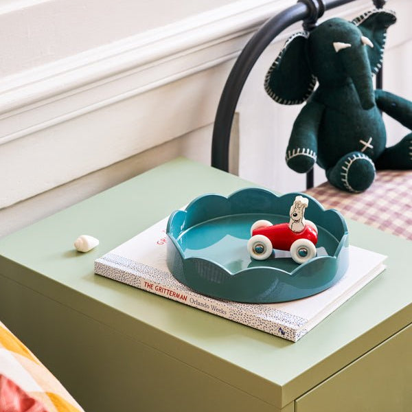 Small Round Scallop Tray | Chambray