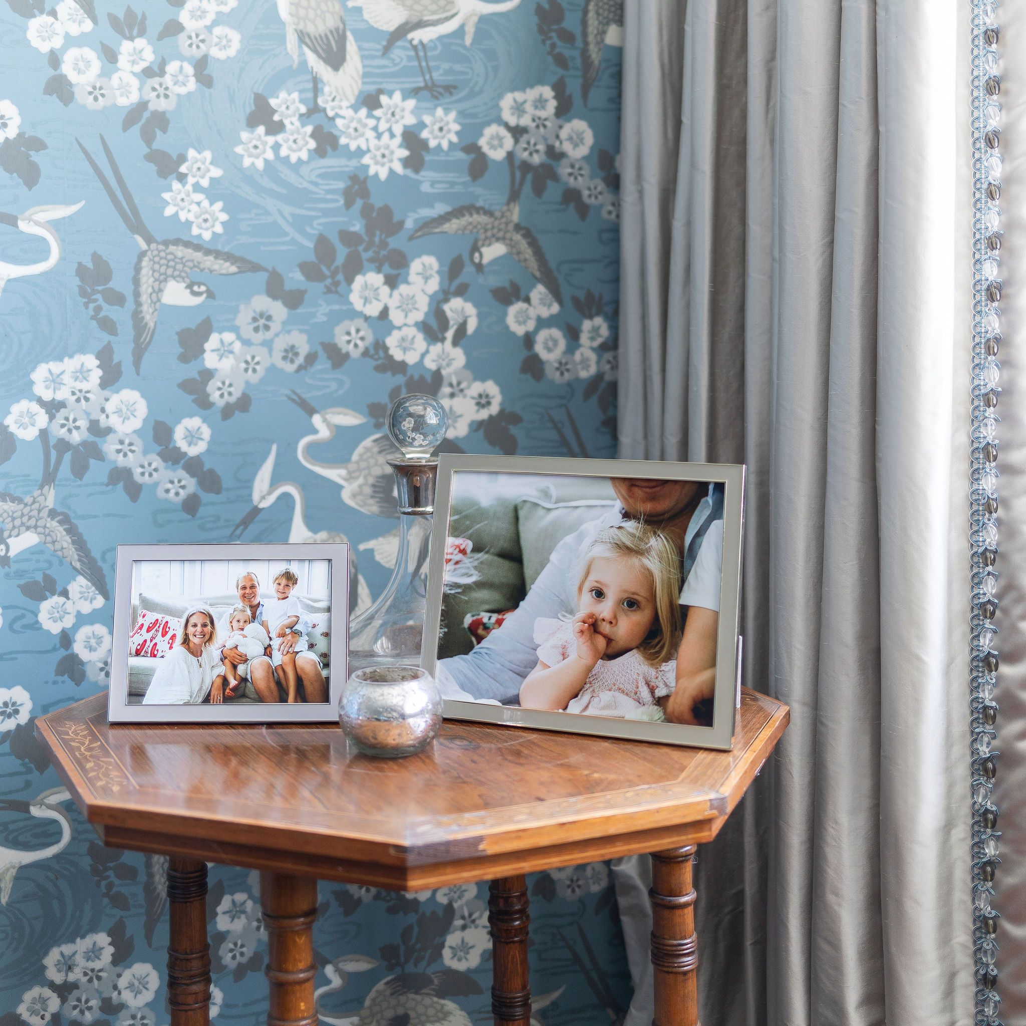 Chiffon Enamel & Silver Frame