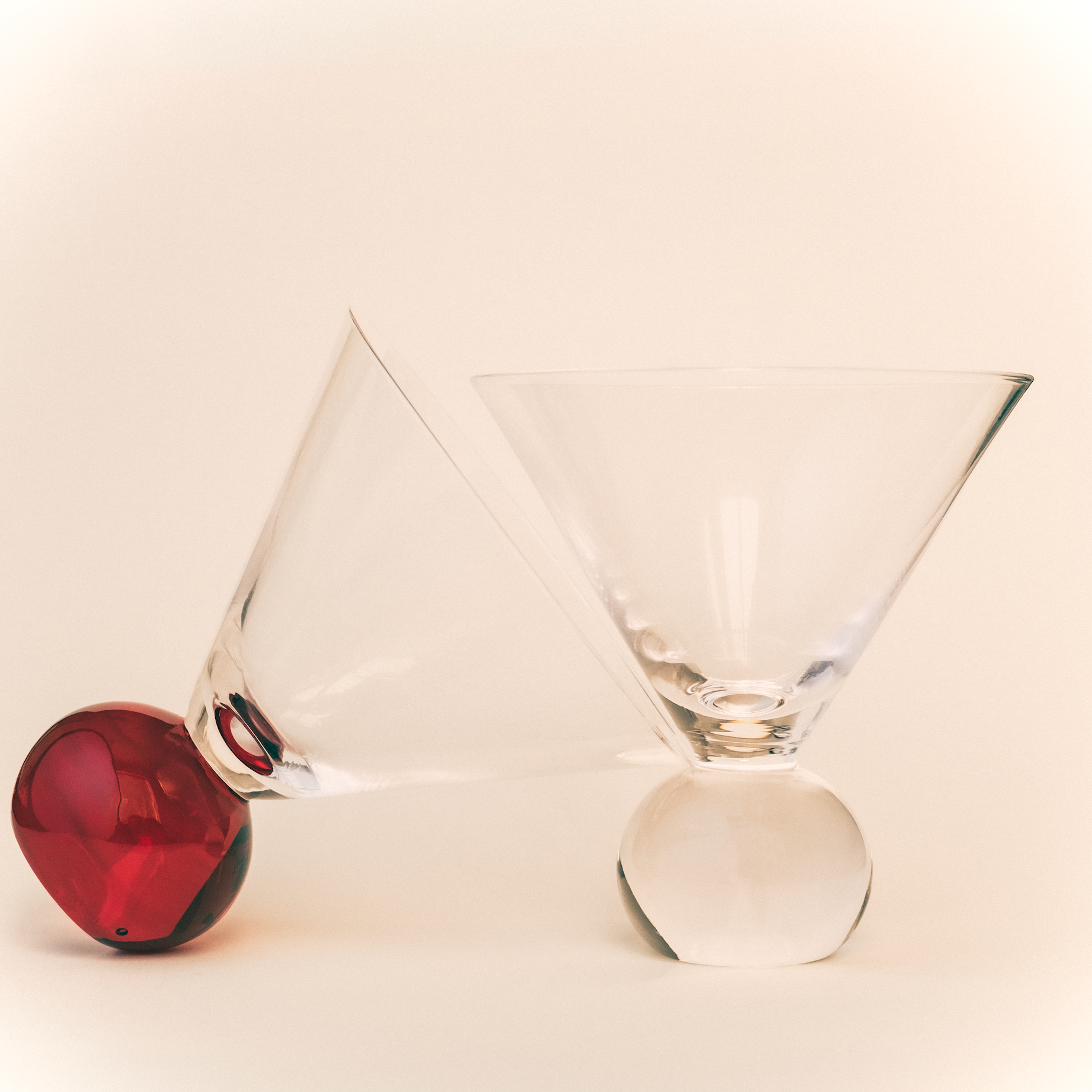 Cocktail Glasses, Red/ Clear - Set of 2