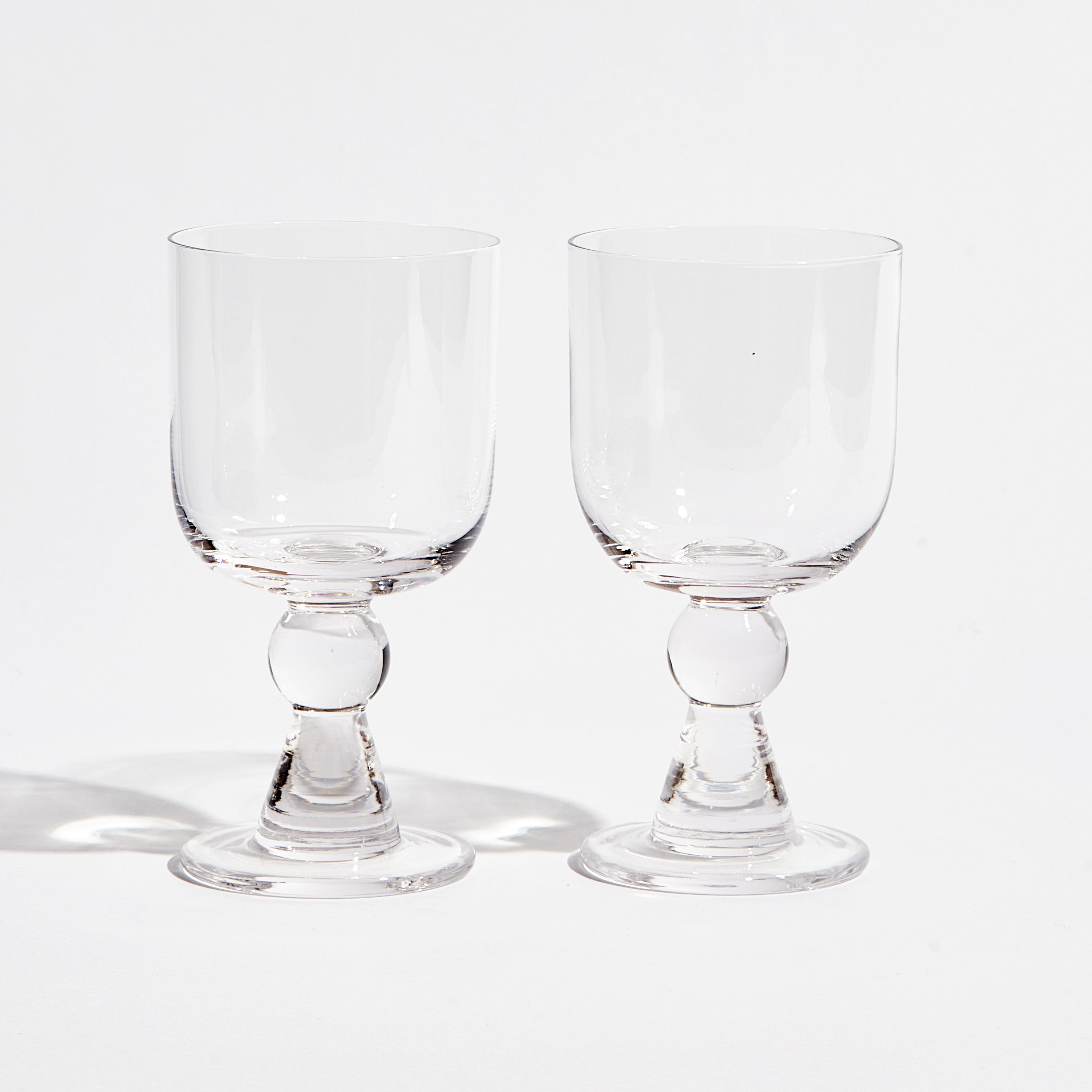Retro wine goblet- Transparent