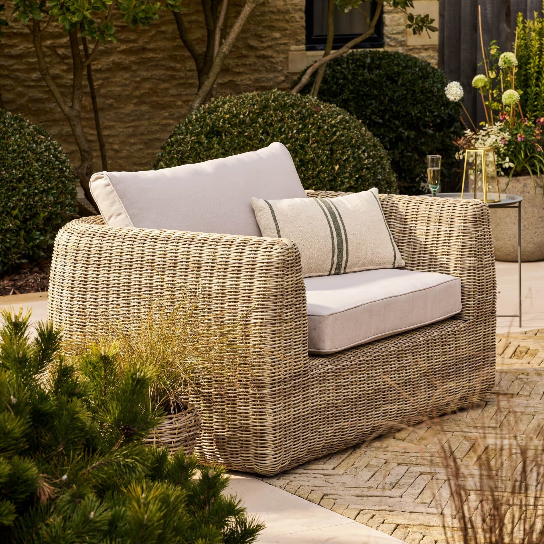 Skala Extra Large Armchair | Light Rattan