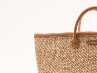 HERI: Natural and White Speckled Woven Laundry Basket