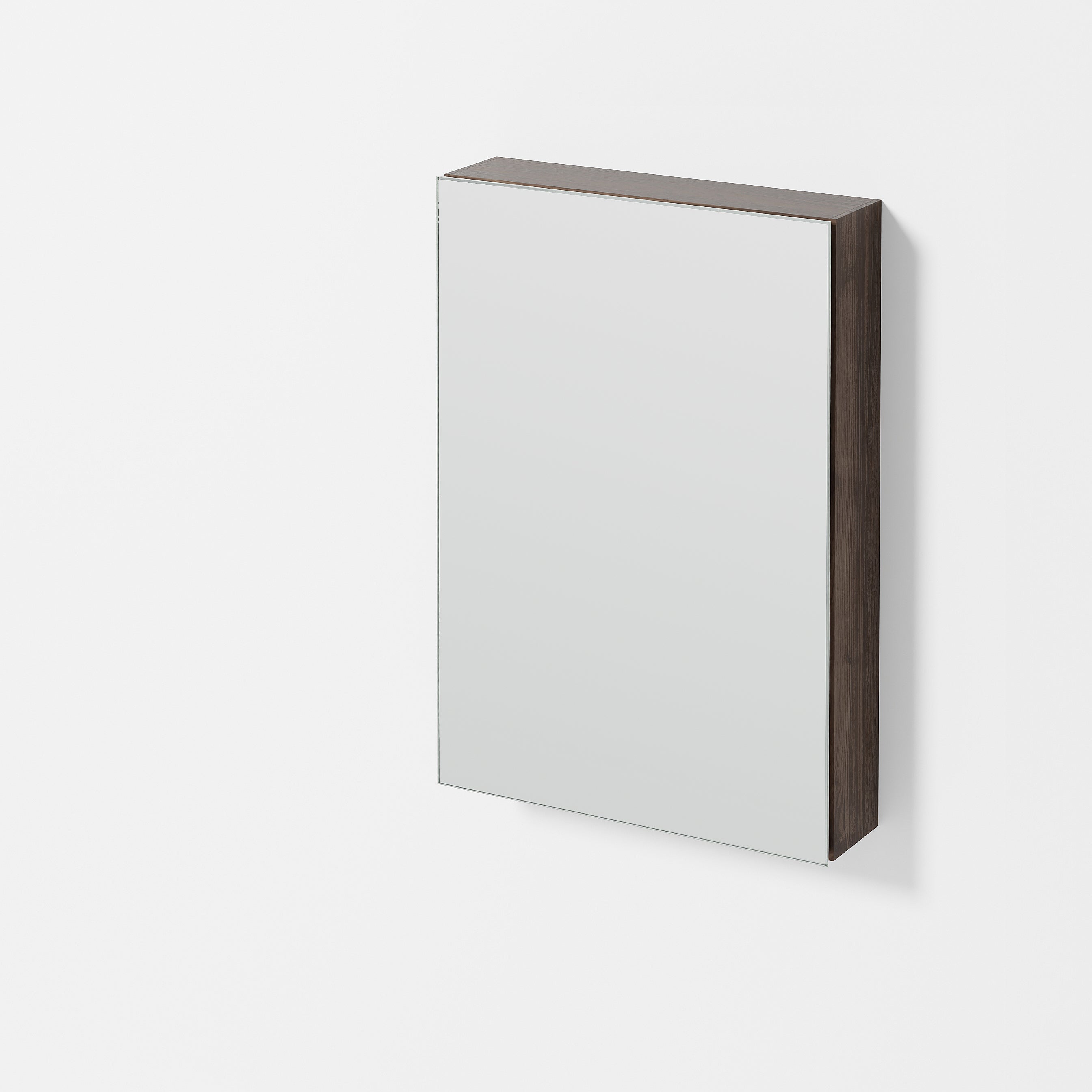 Cabinet 600 Slimfit Magnifier - Walnut