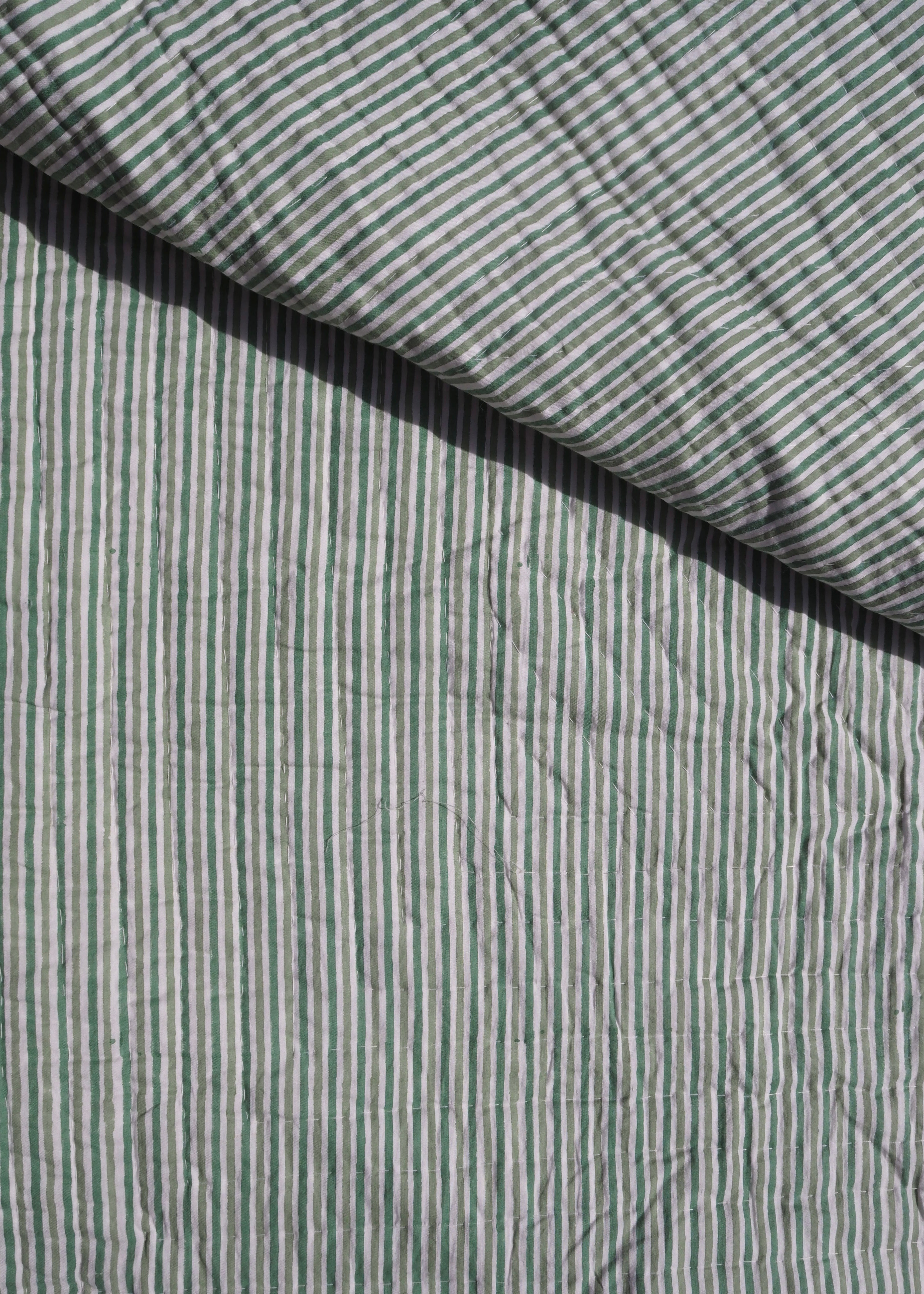 Blue Floral Summer Pique Bed Quilt