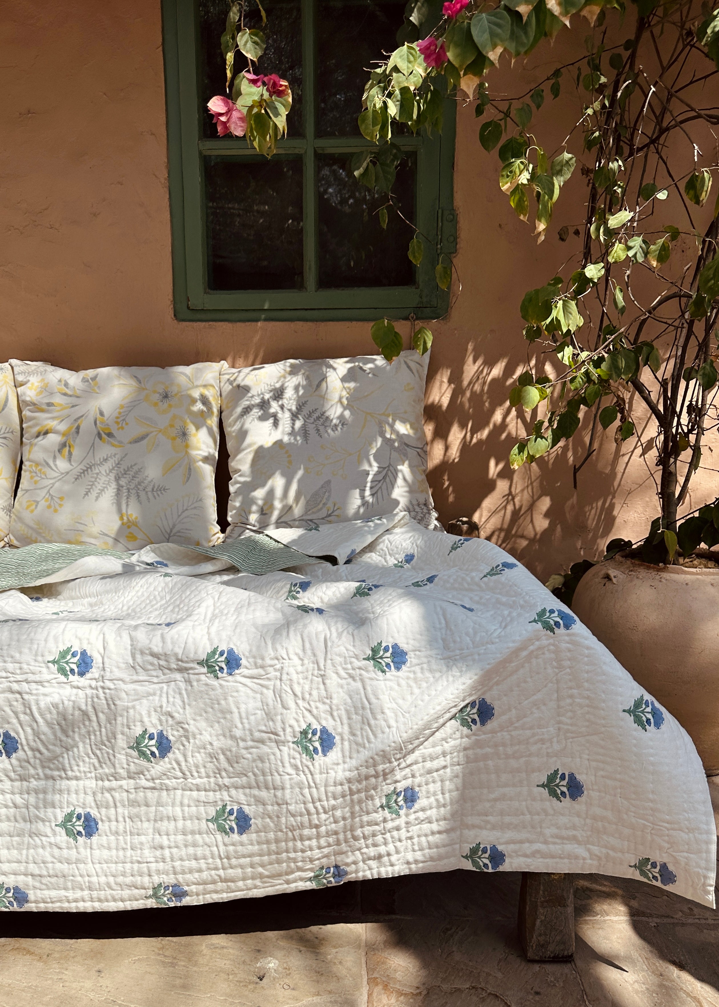 Blue Floral Summer Pique Bed Quilt
