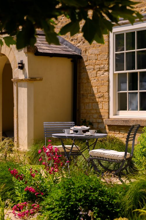 Darsham Bistro Table & 2 Chairs Type A Etched