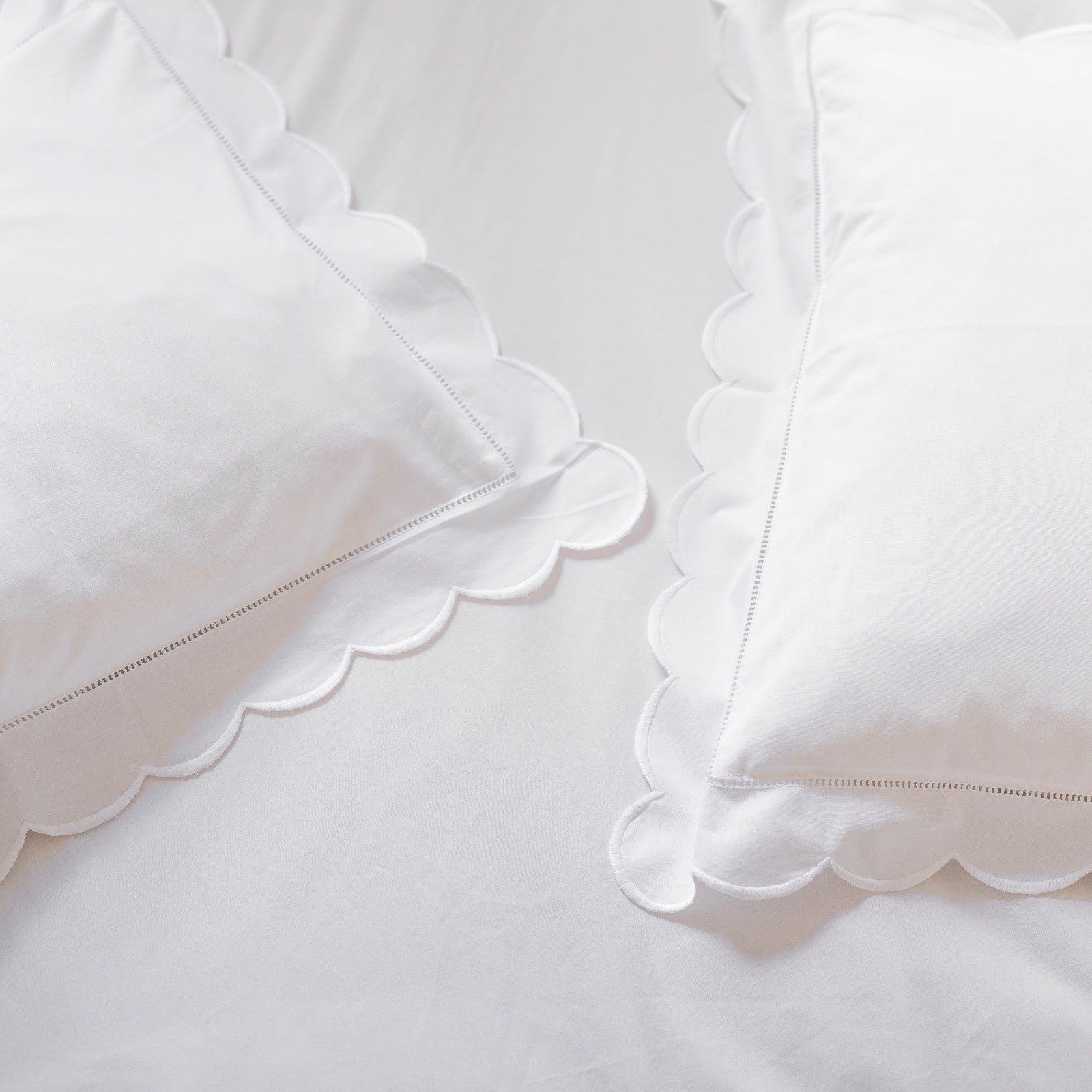 White Scallop Baby Pillowcase
