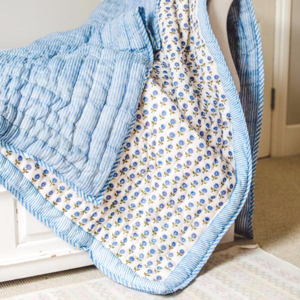 Daisy Blue Cotton Quilt