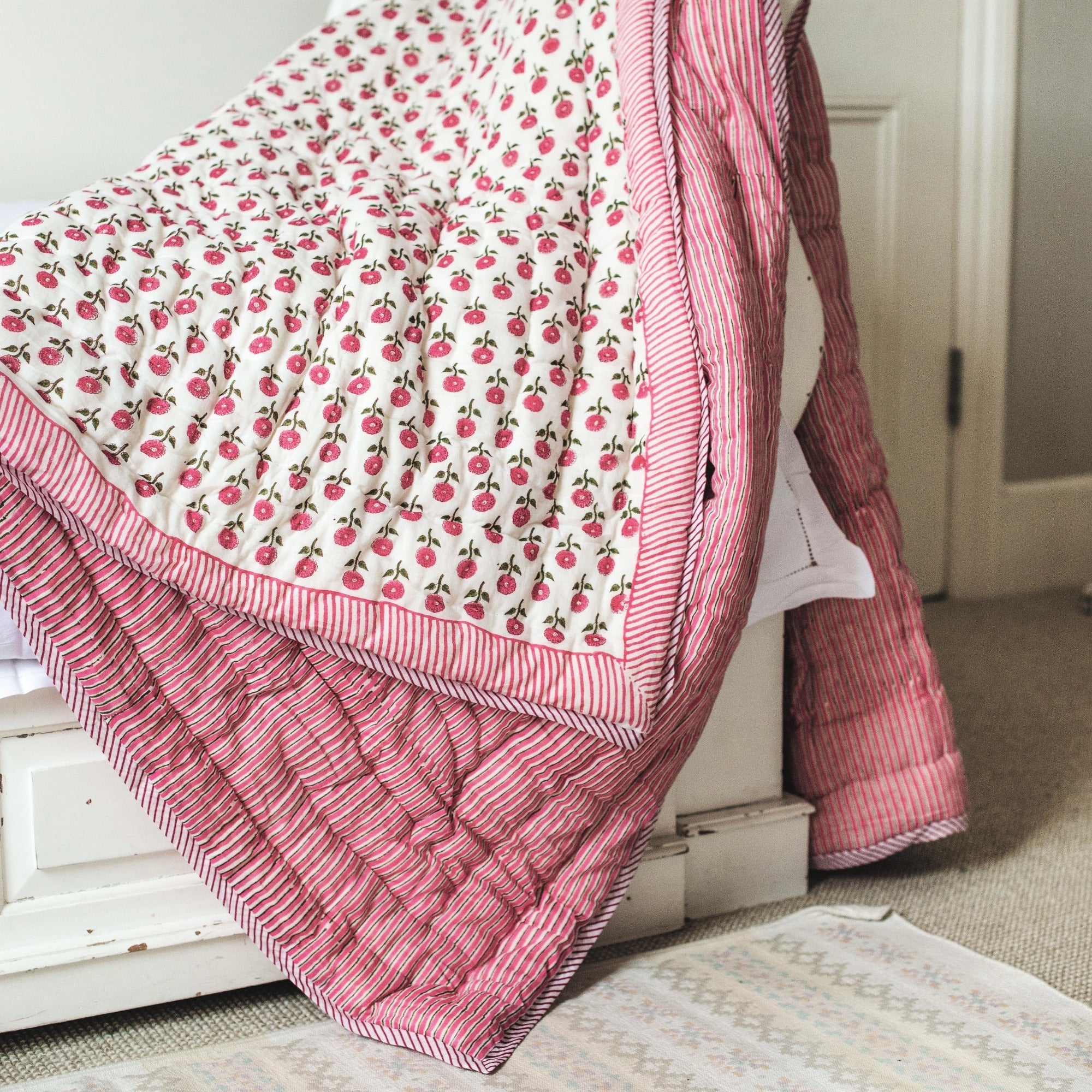 Daisy Pink Cotton Quilt