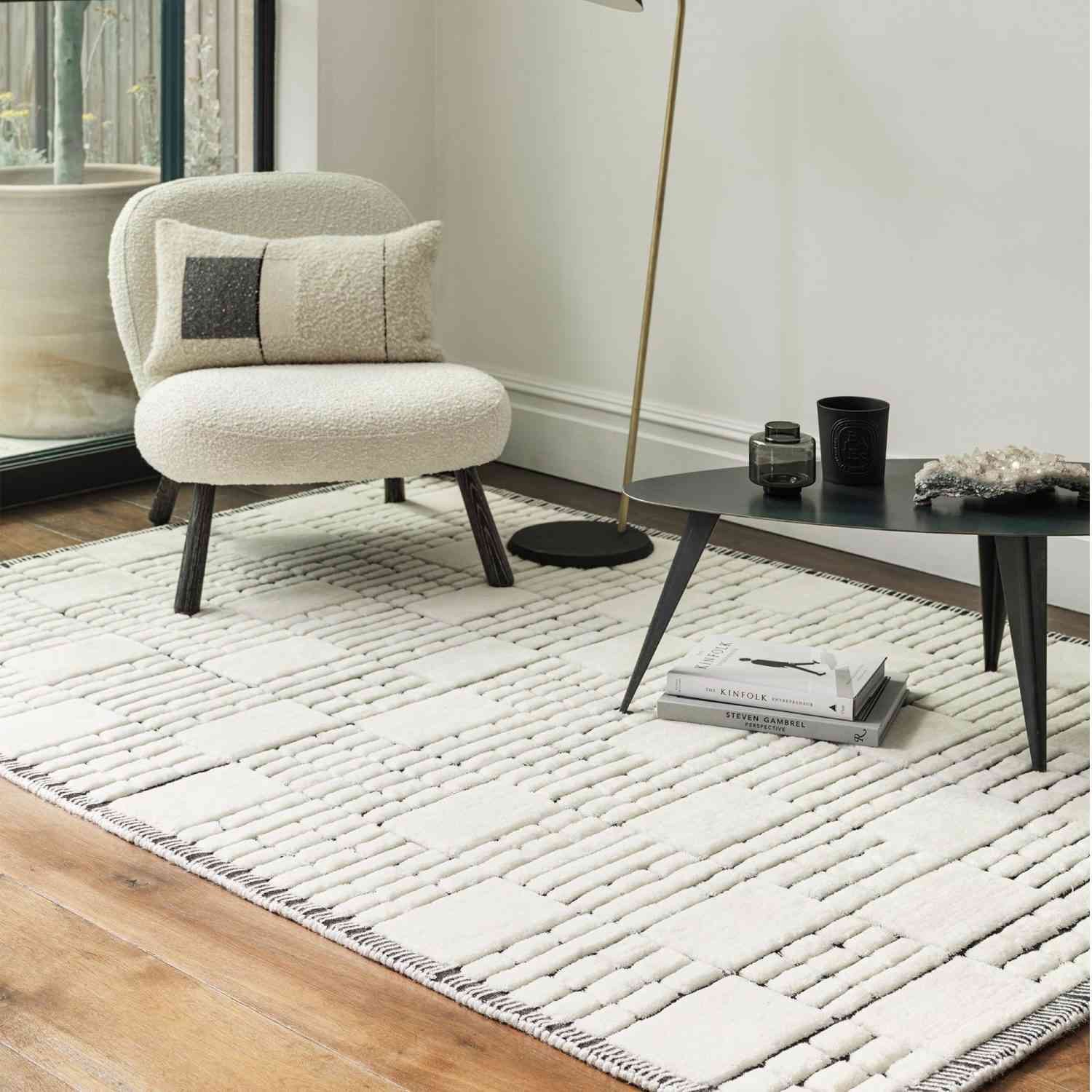 Kingdom Geometric Tufted Wool Rug | Black