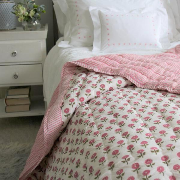 Daisy Pink Cotton Quilt