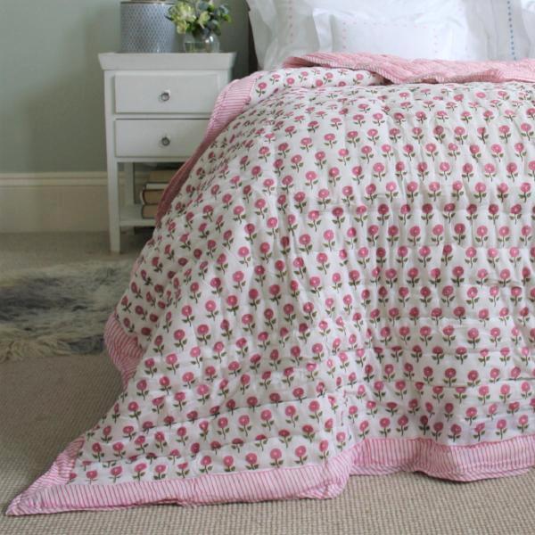 Daisy Pink Cotton Quilt