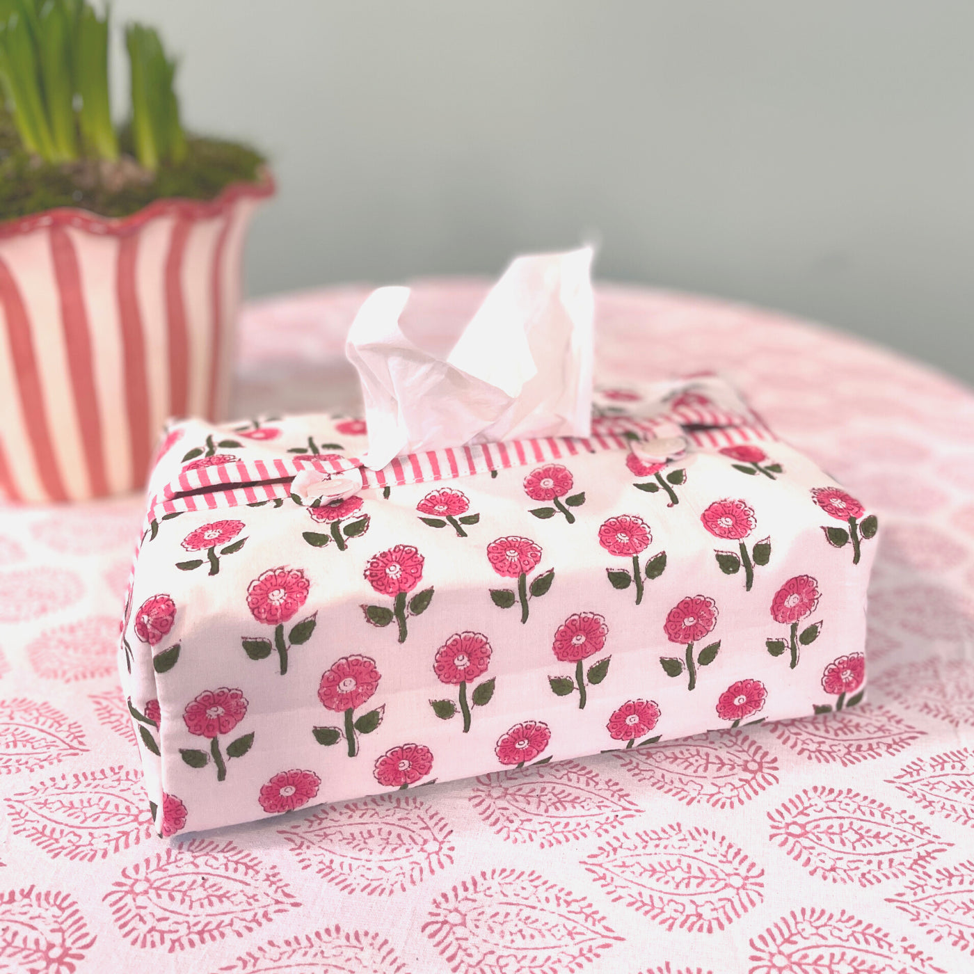 Daisy Pink Fabric Tissue Box Cover