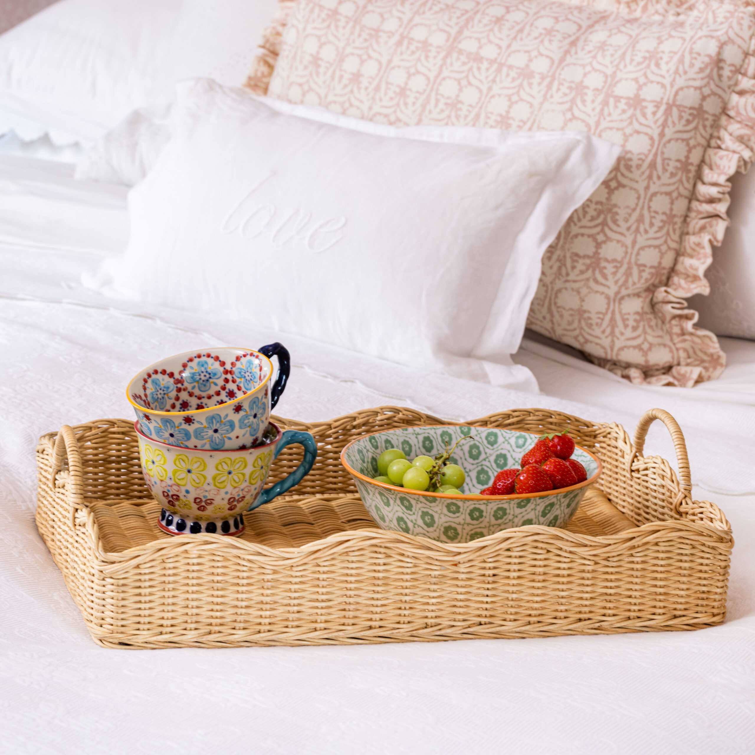 Small Rattan Scalloped Tray | Natural