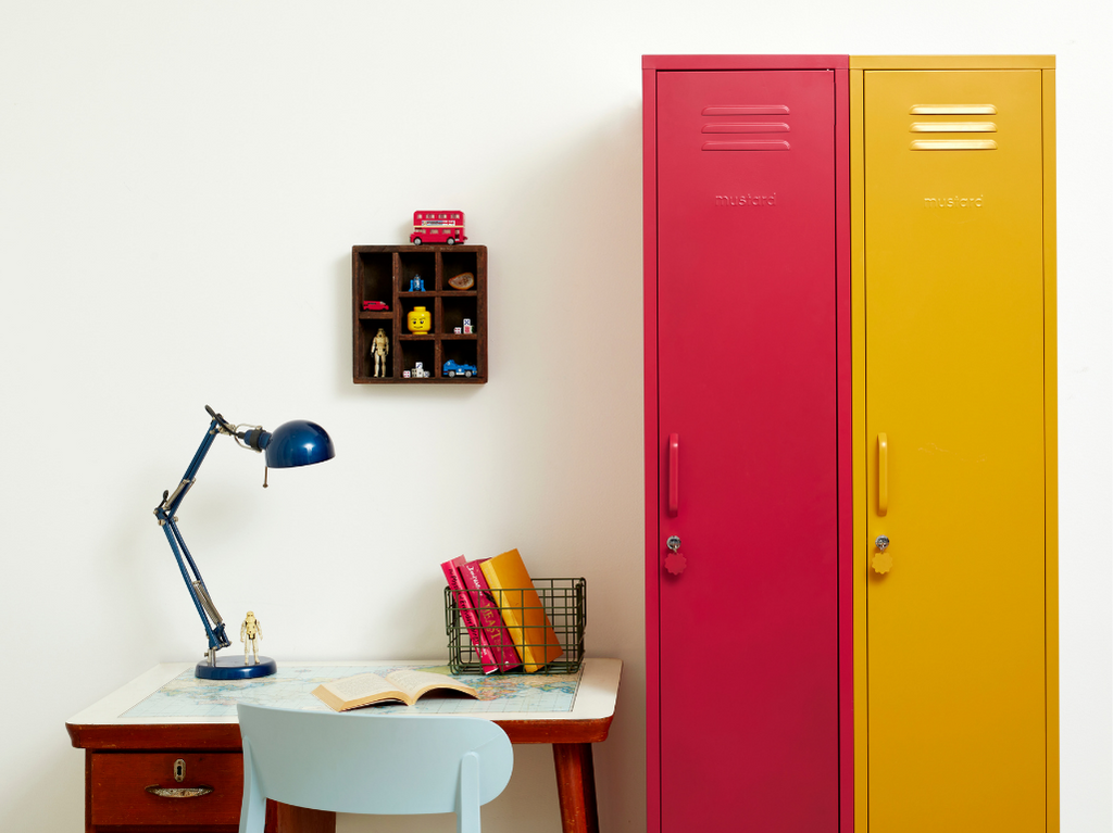 Skinny Locker