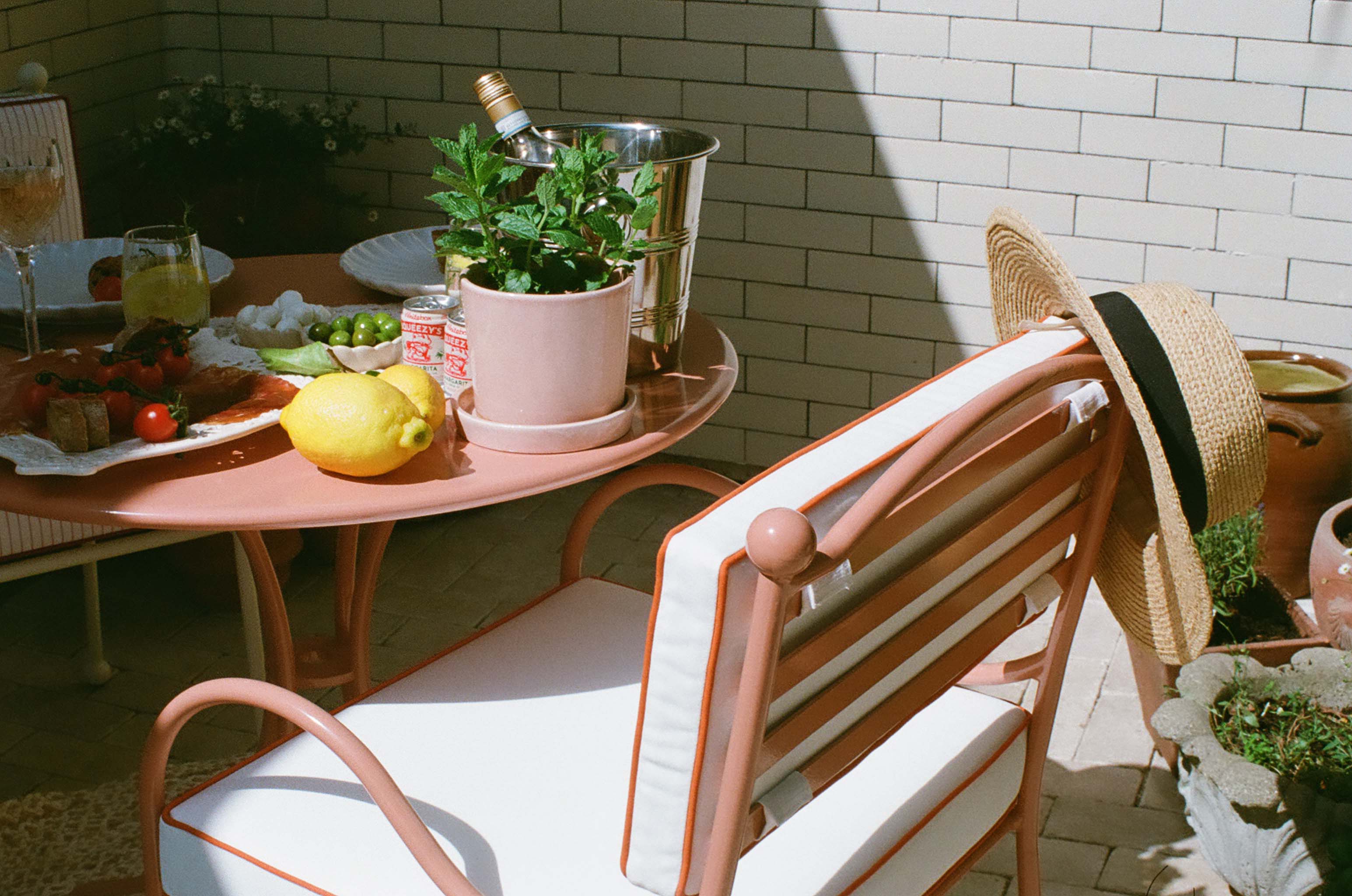 Panarea Bistro Table in Spritz