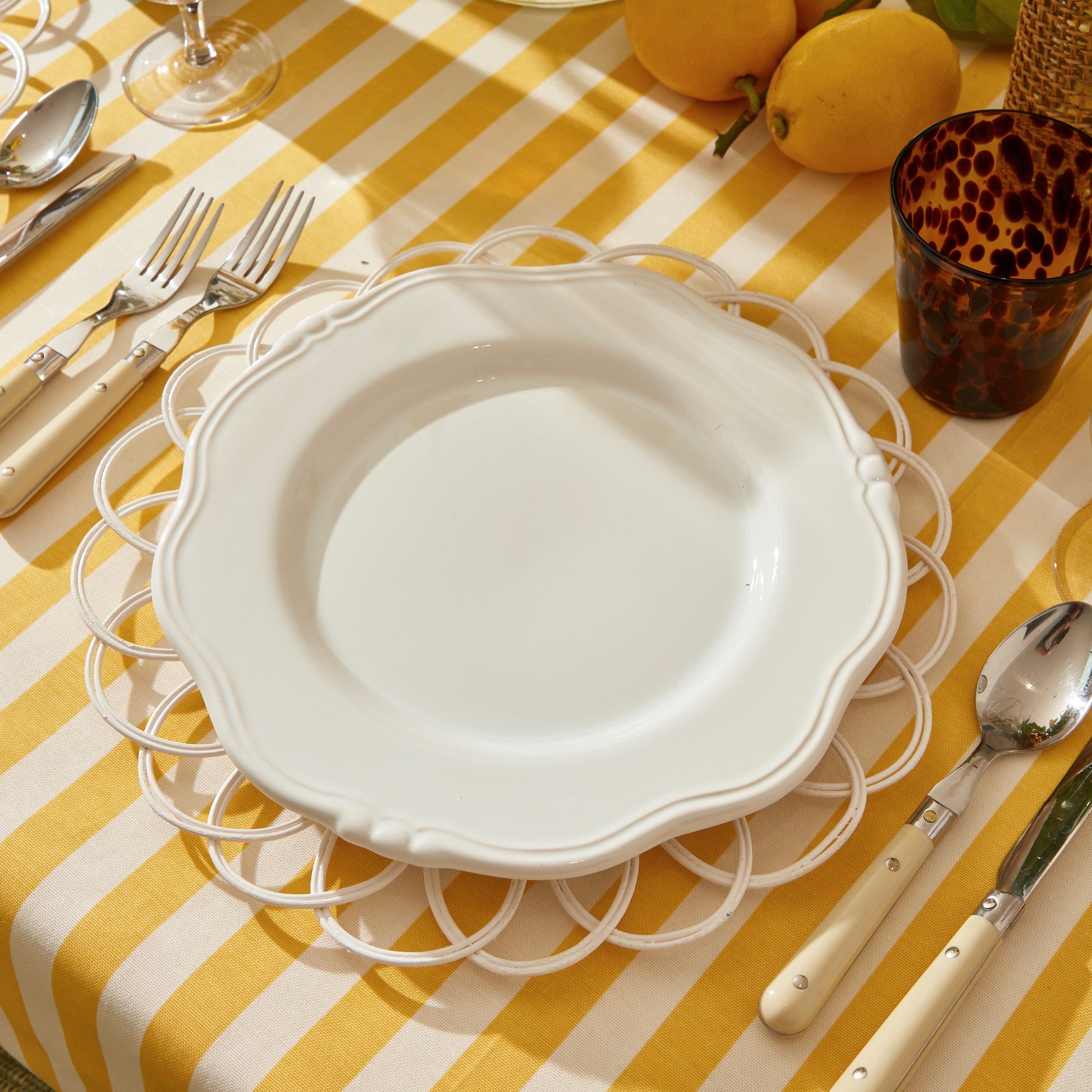 Provence Ceramic Dinner Plate (1 Piece)