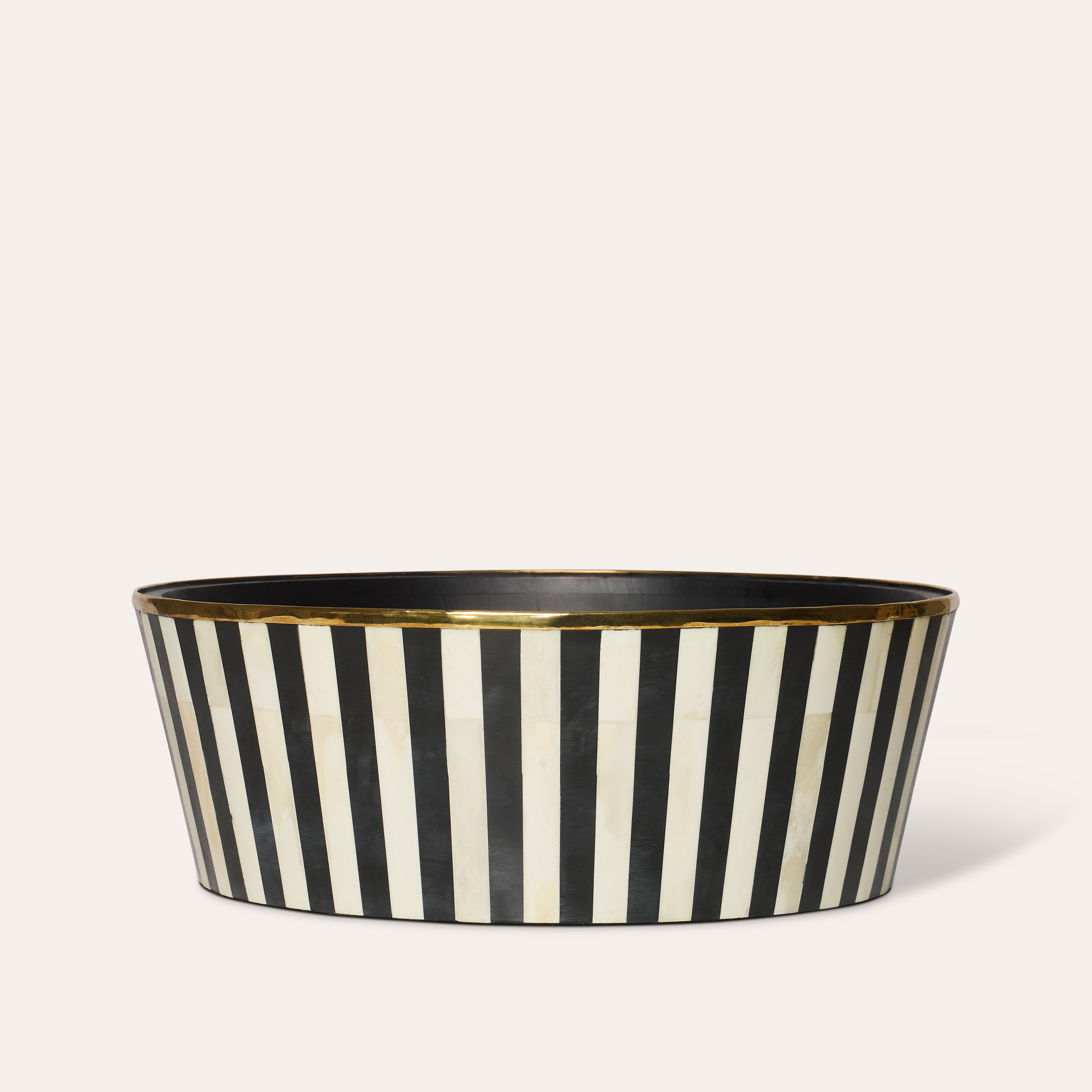Round Inlay Planter | Large | Black | Striped