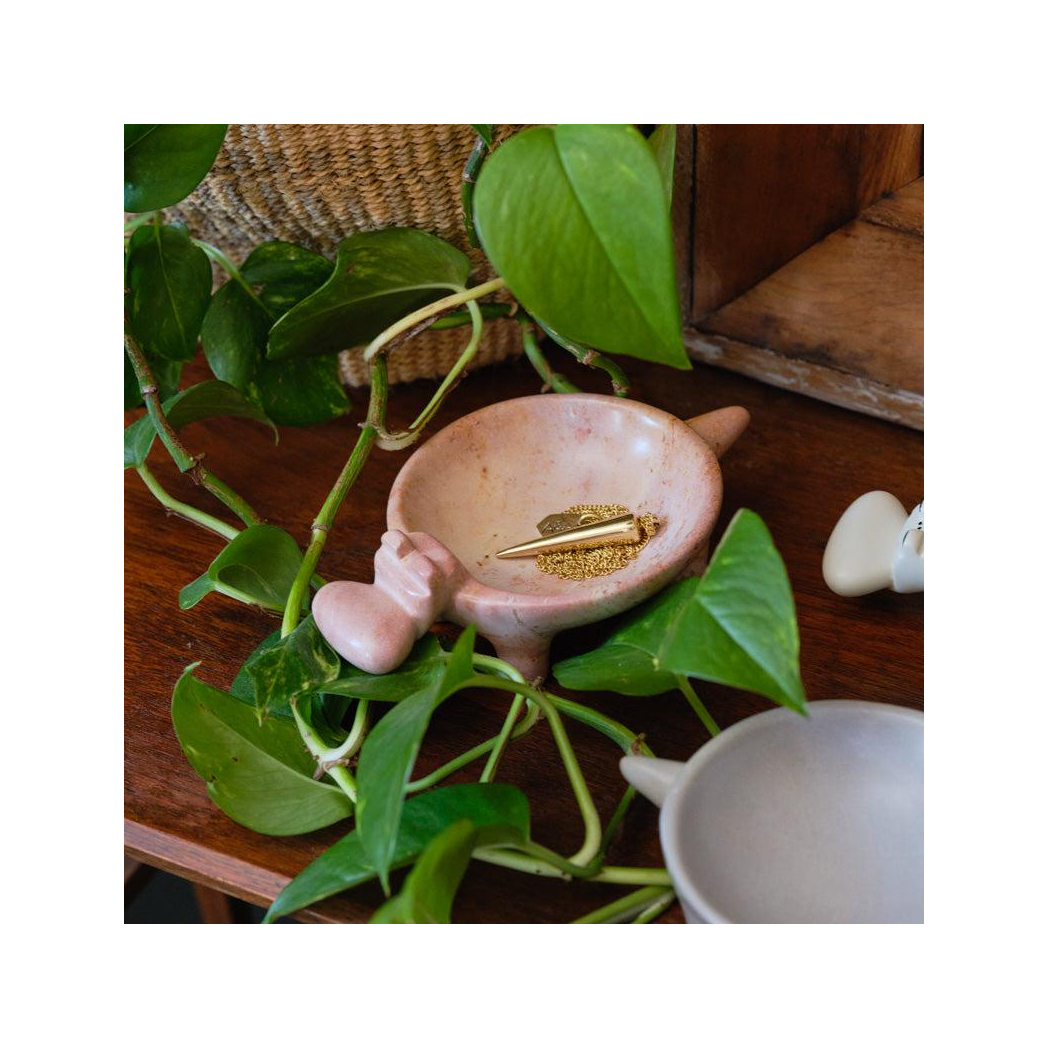 Kenyan Soapstone Hippo Dish 'Marbled Pink'
