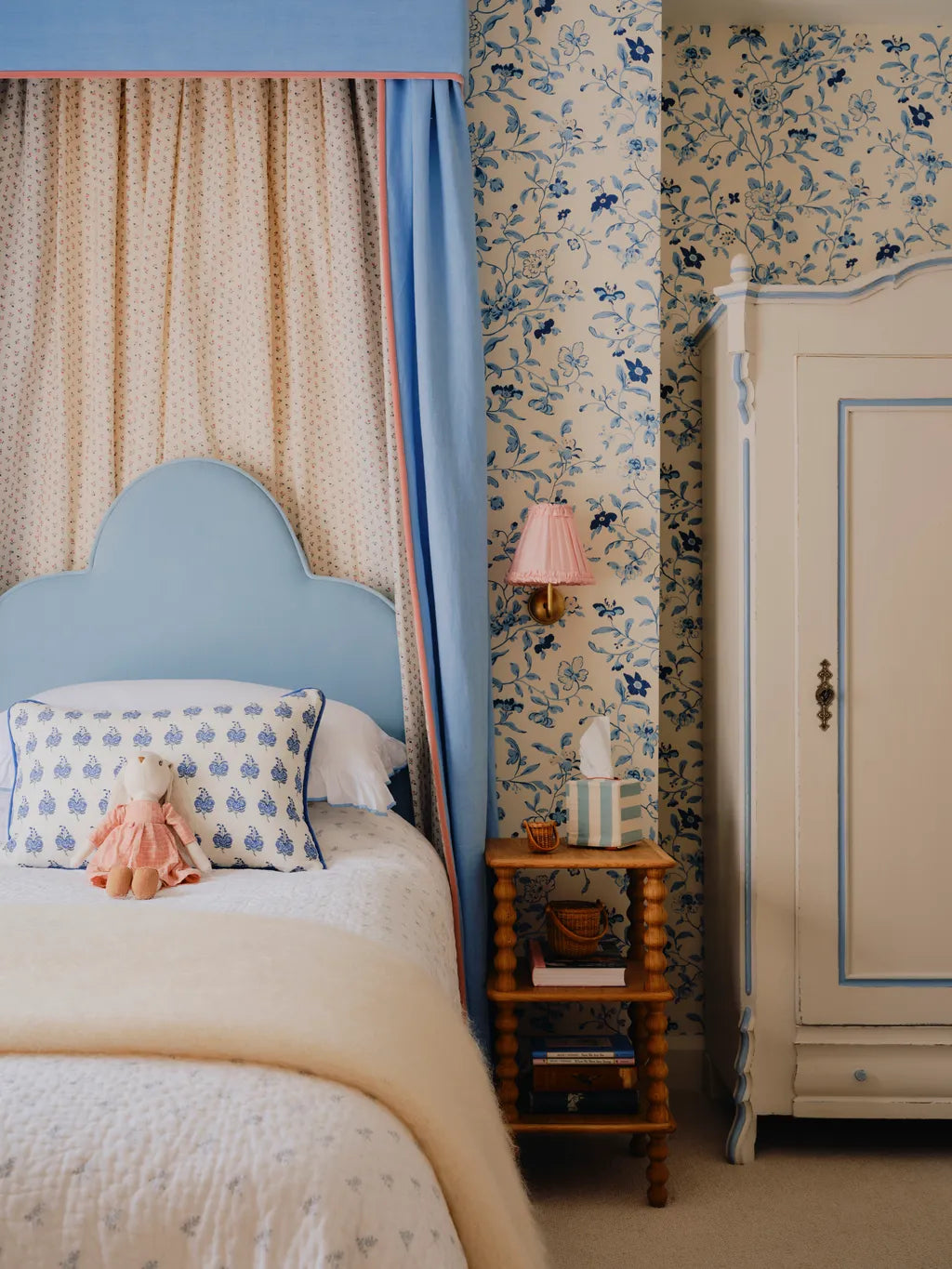 Provence pillowcase pair