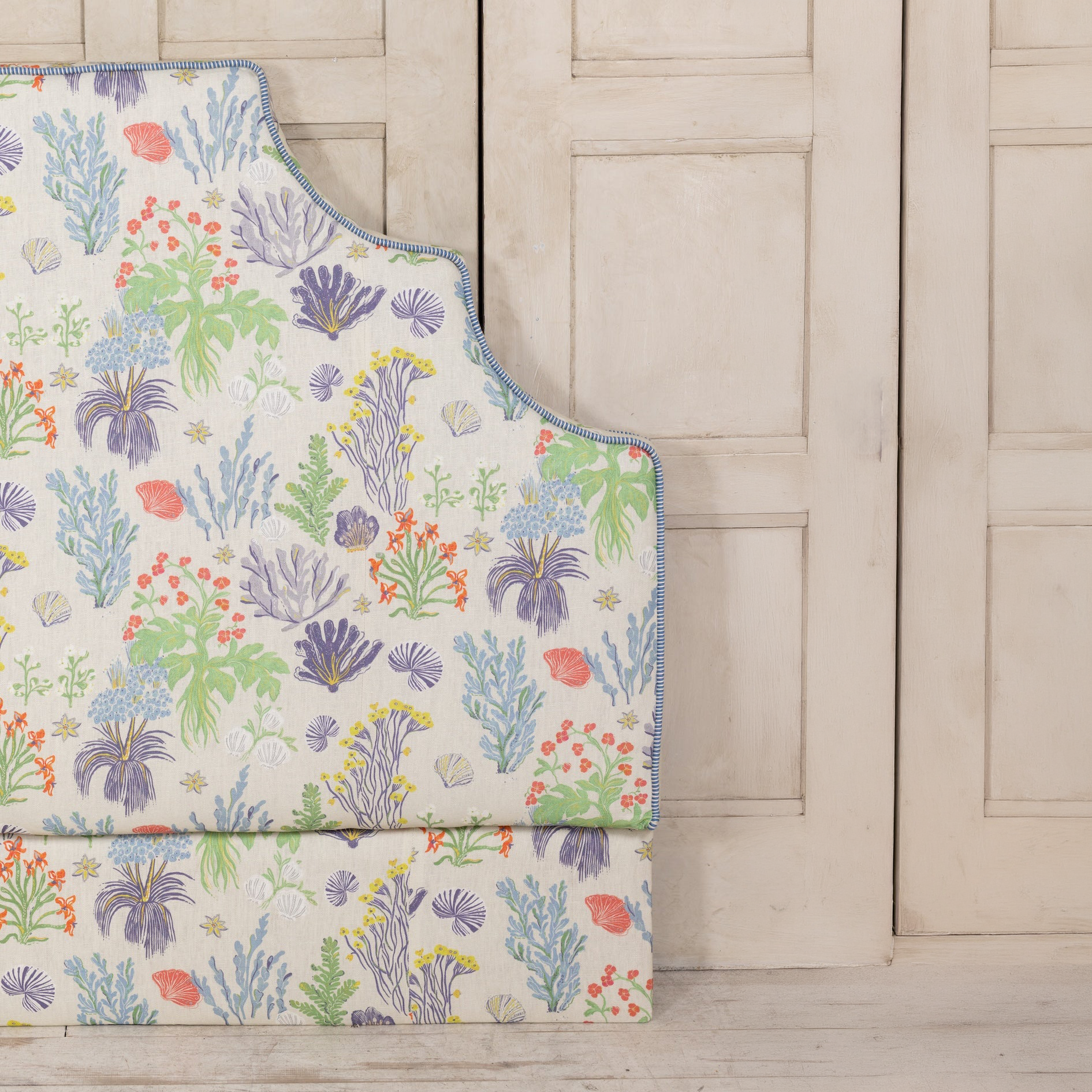 Aster and Cockle Fabric | Sand