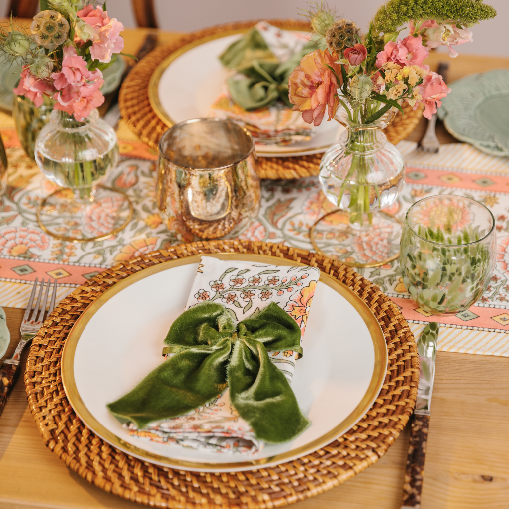 Dahlia Table Runner