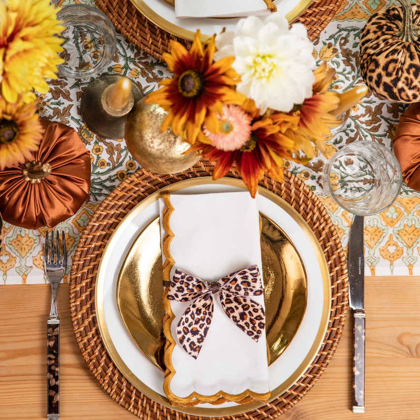 Gold Scalloped Napkin