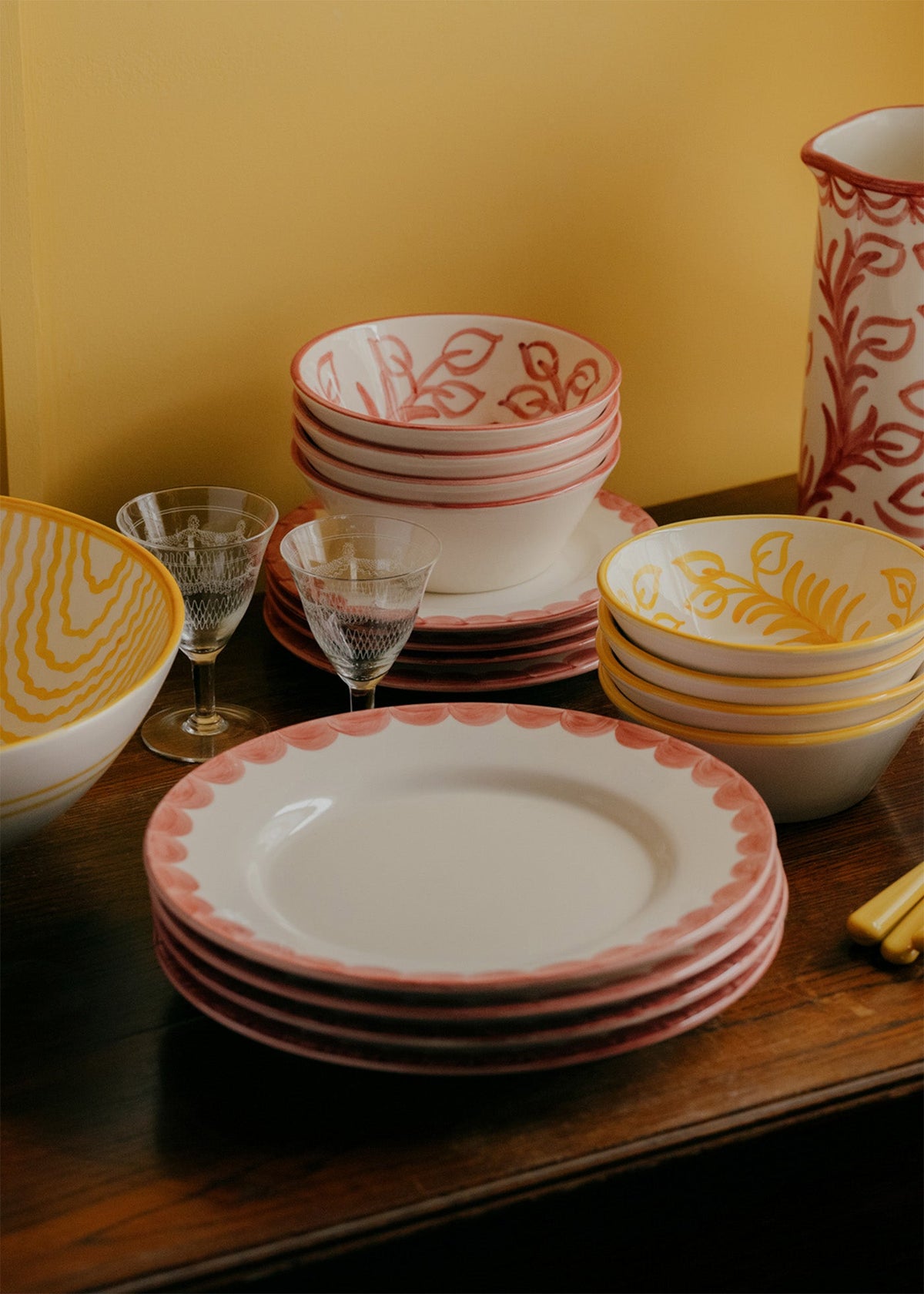 Pink Scallop Dinner Plate | Singles & Set of 4