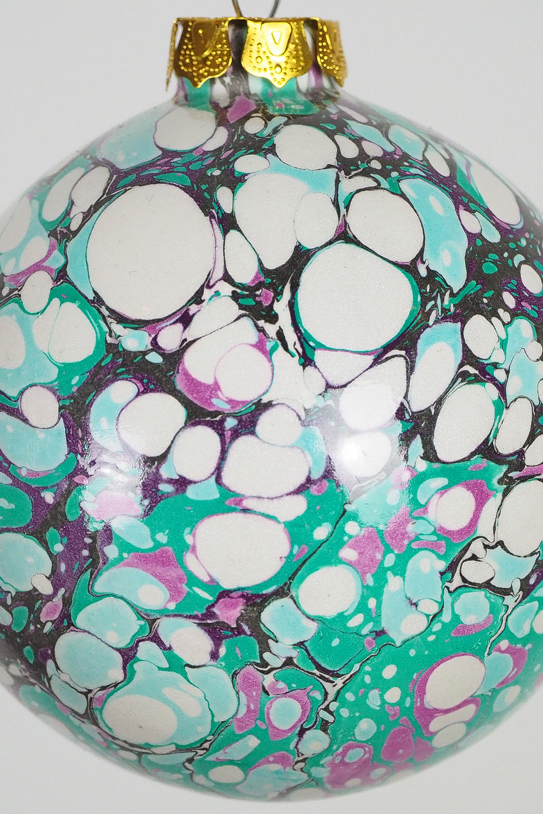 Large Venom Marbled Bauble