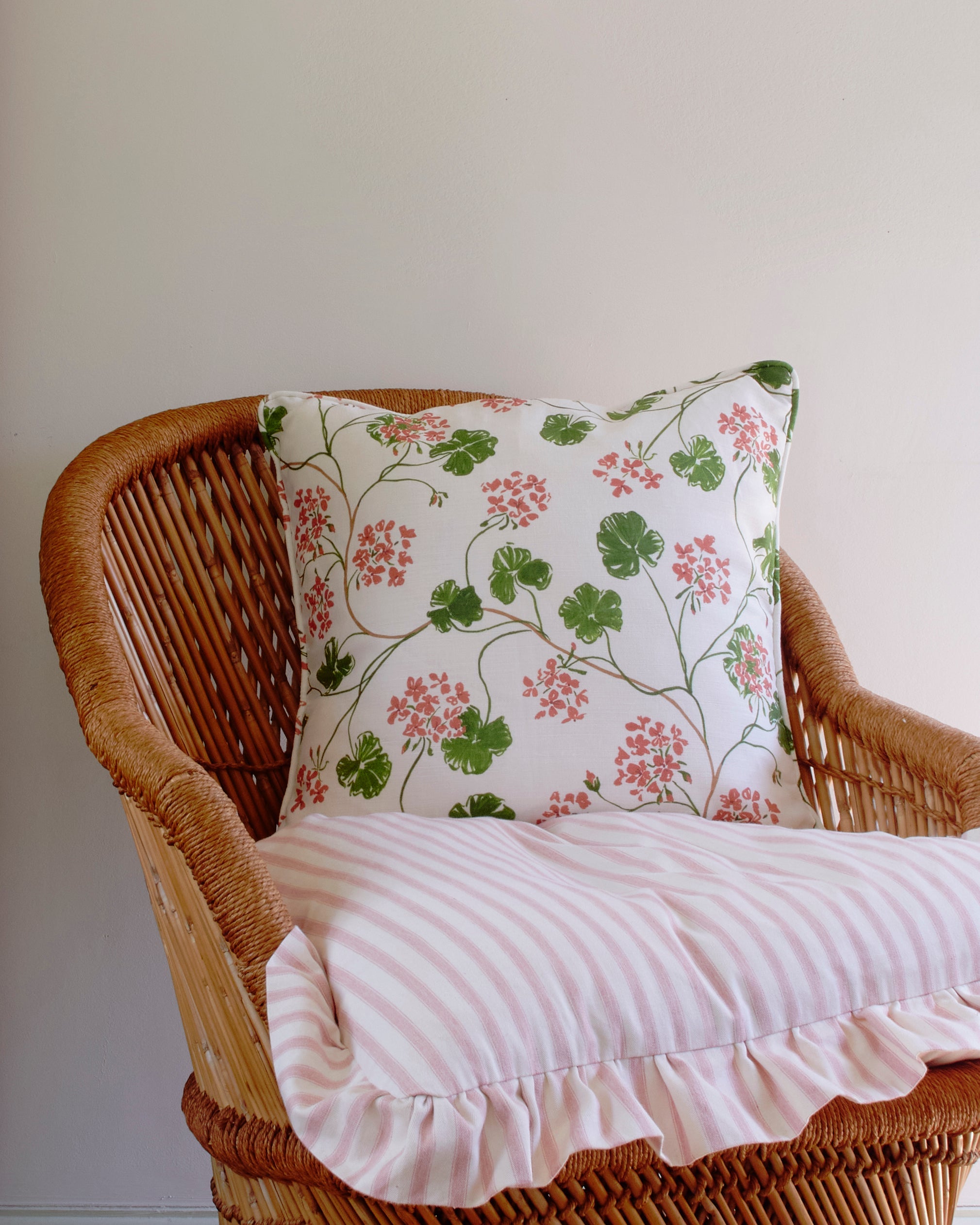 Geraniums, piped cushion